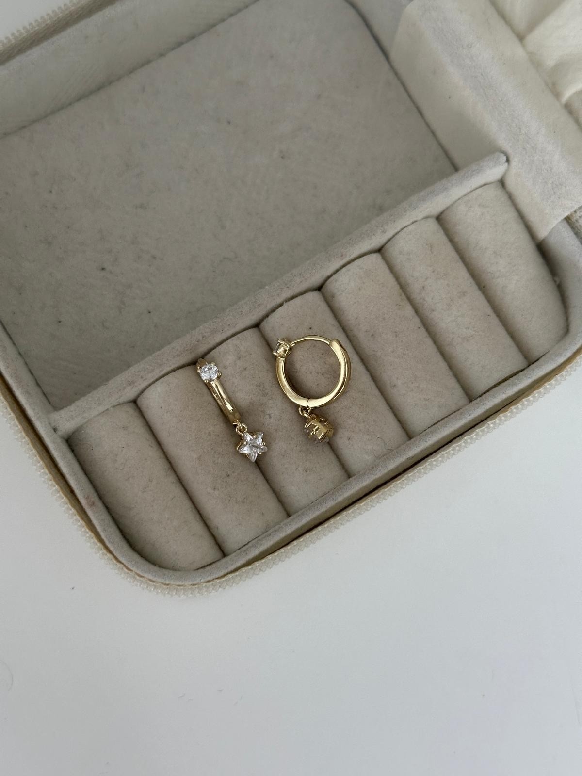 14K Gold Renkli Halka Tek Taş Sarkık Yıldız Taşlı Küpe