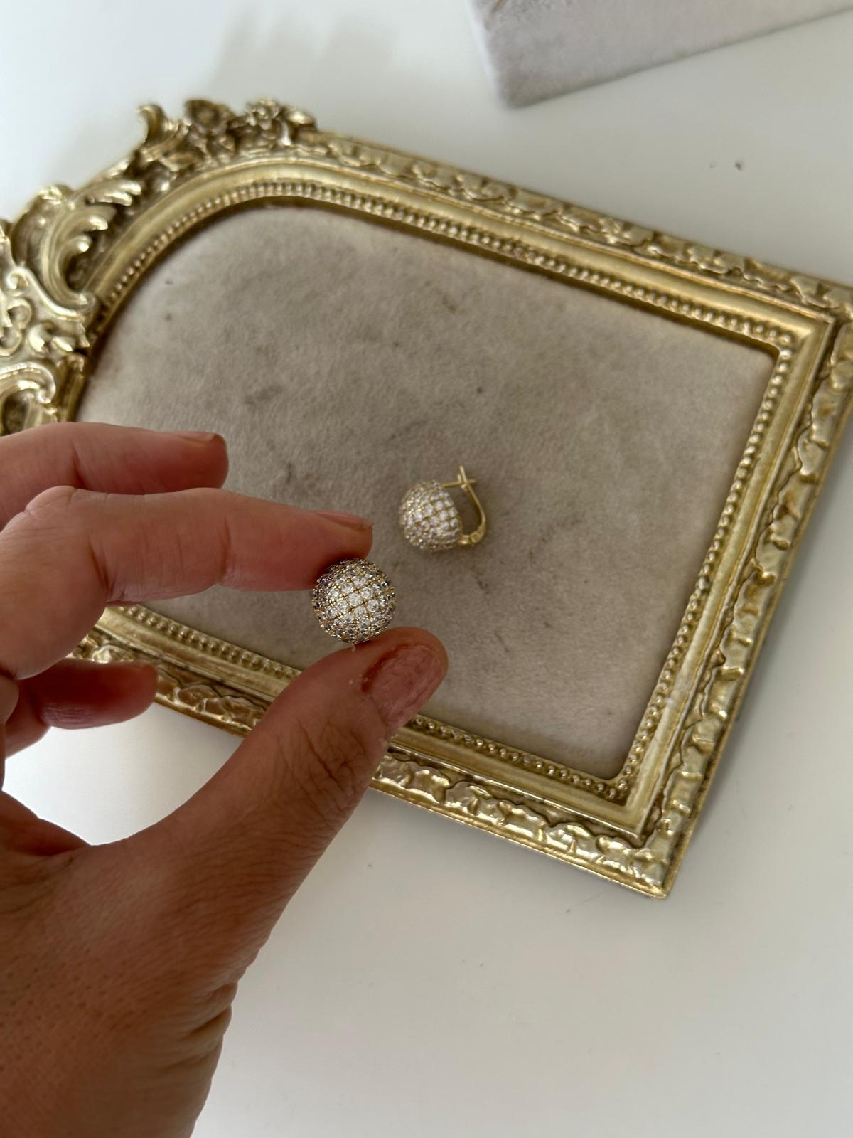 14K Gold Renkli Montür Full Taşlı Top Kesim Küpe