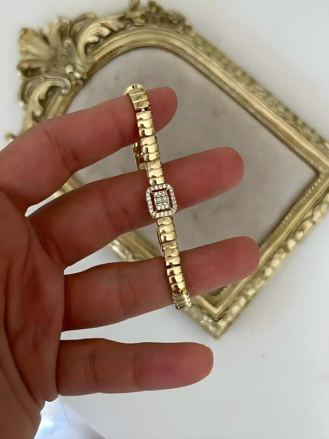 14K Gold Renkli Bakla Kesim Ortası Küpe Kristal Taşlı Parlak Bileklik