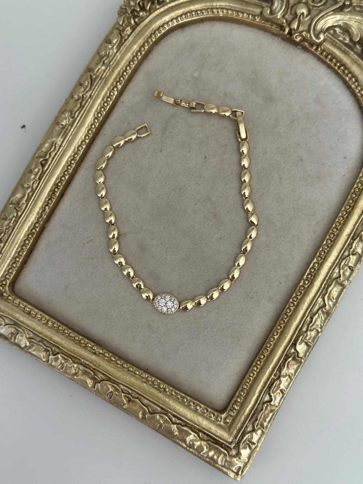 14K Gold Renkli Arpa Topçuklu Ortası  Oval Montür Taşlı Bileklik