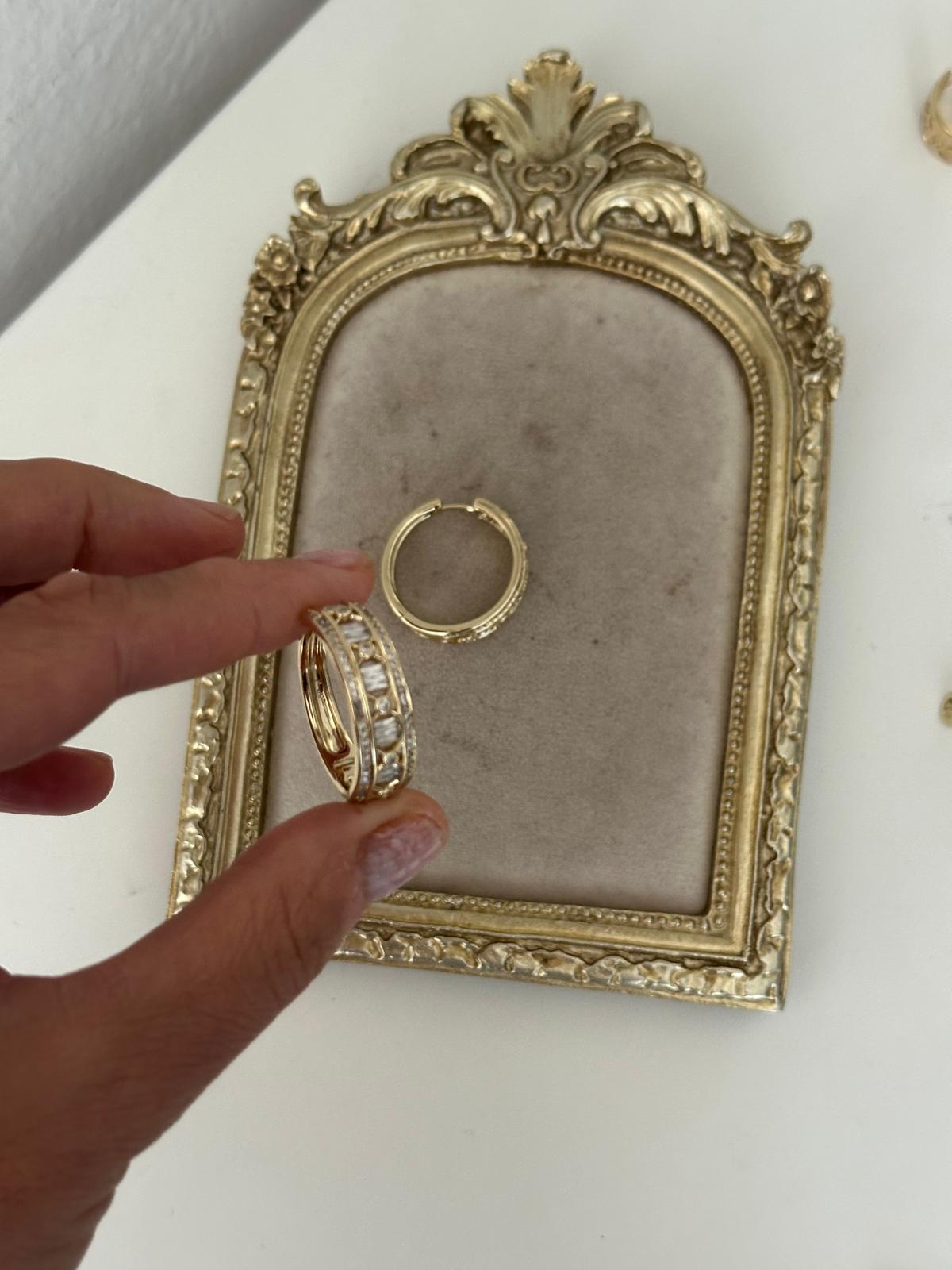 14K Gold Renkli Kalın Halka İnci İşçilik Taşlı Küpe