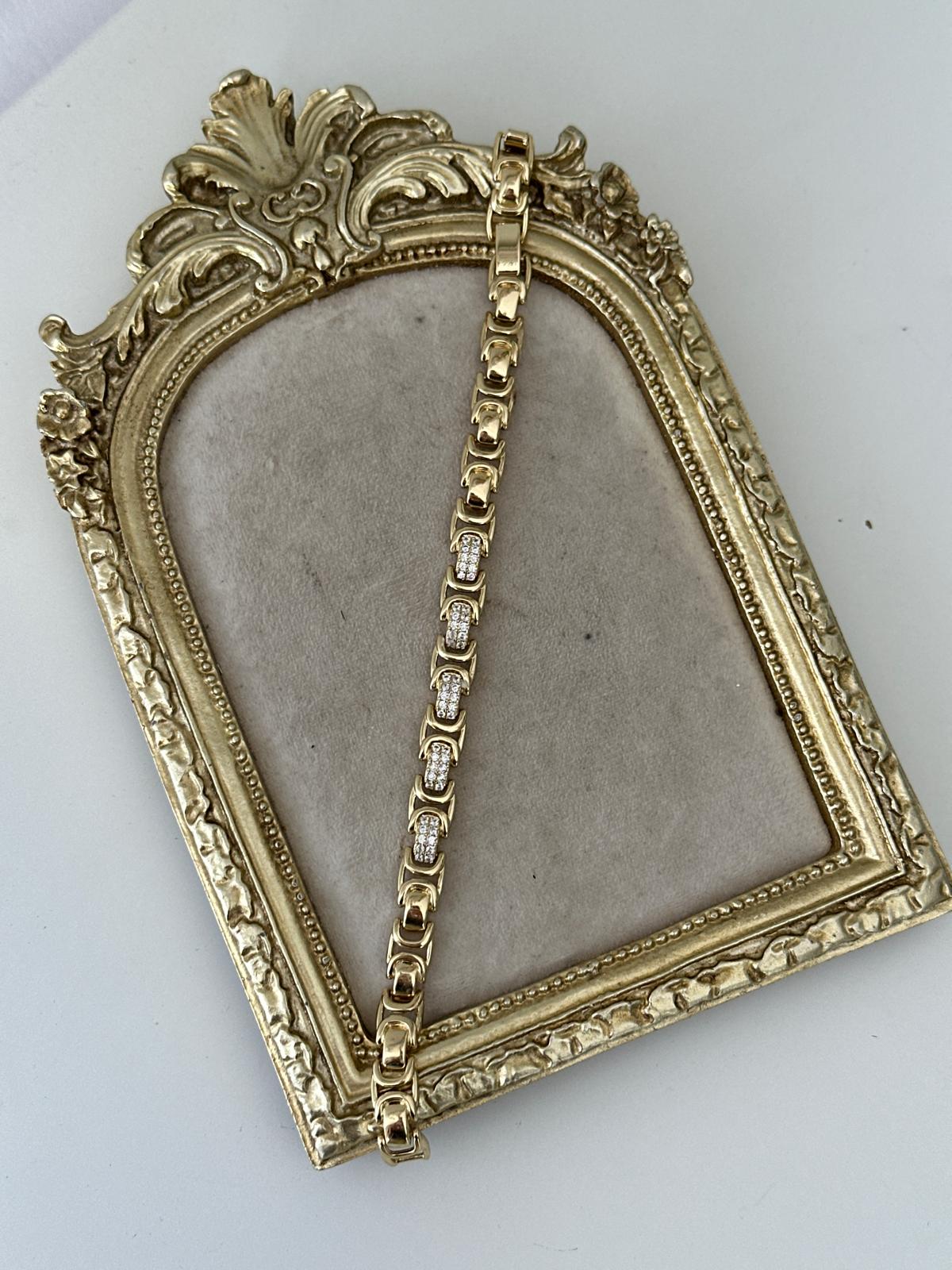 14K Gold Renkli Kemer Geçmeli Ortası Montür Taşlı Bileklik