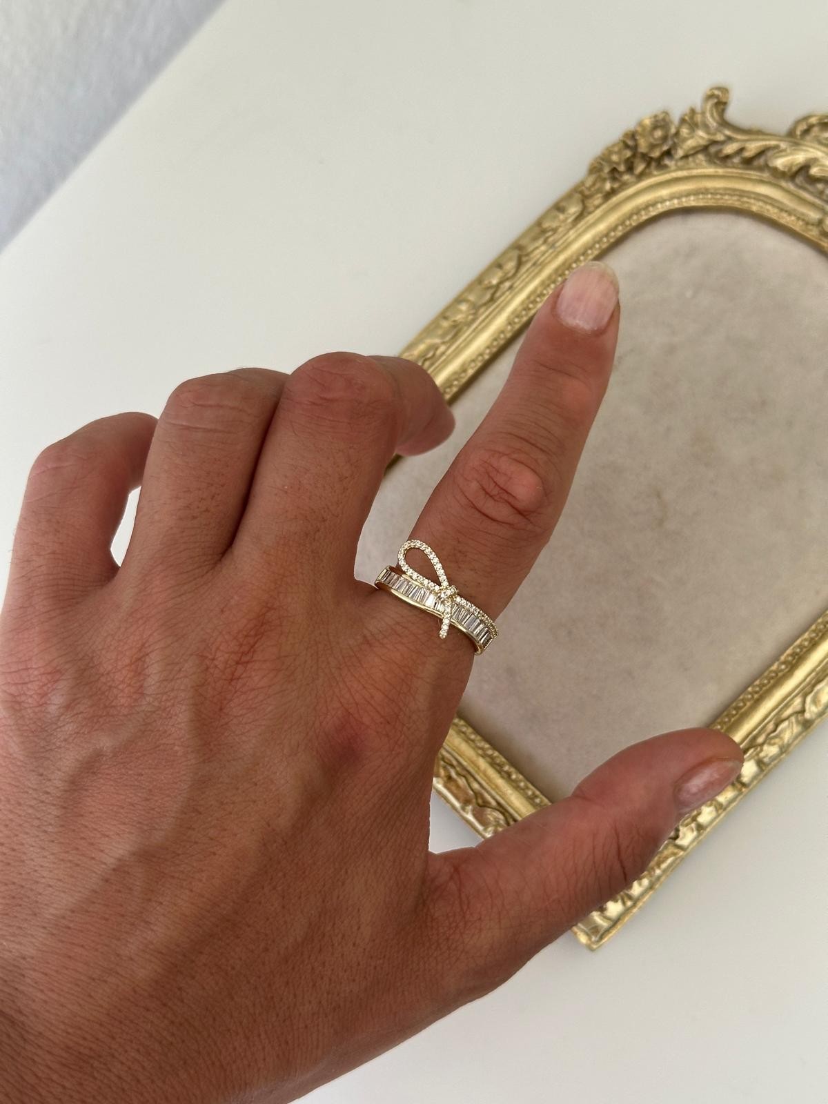 14K Gold Renkli Baget Kristal Taşlı Fiyonk Ayarlanabilir Yüzük