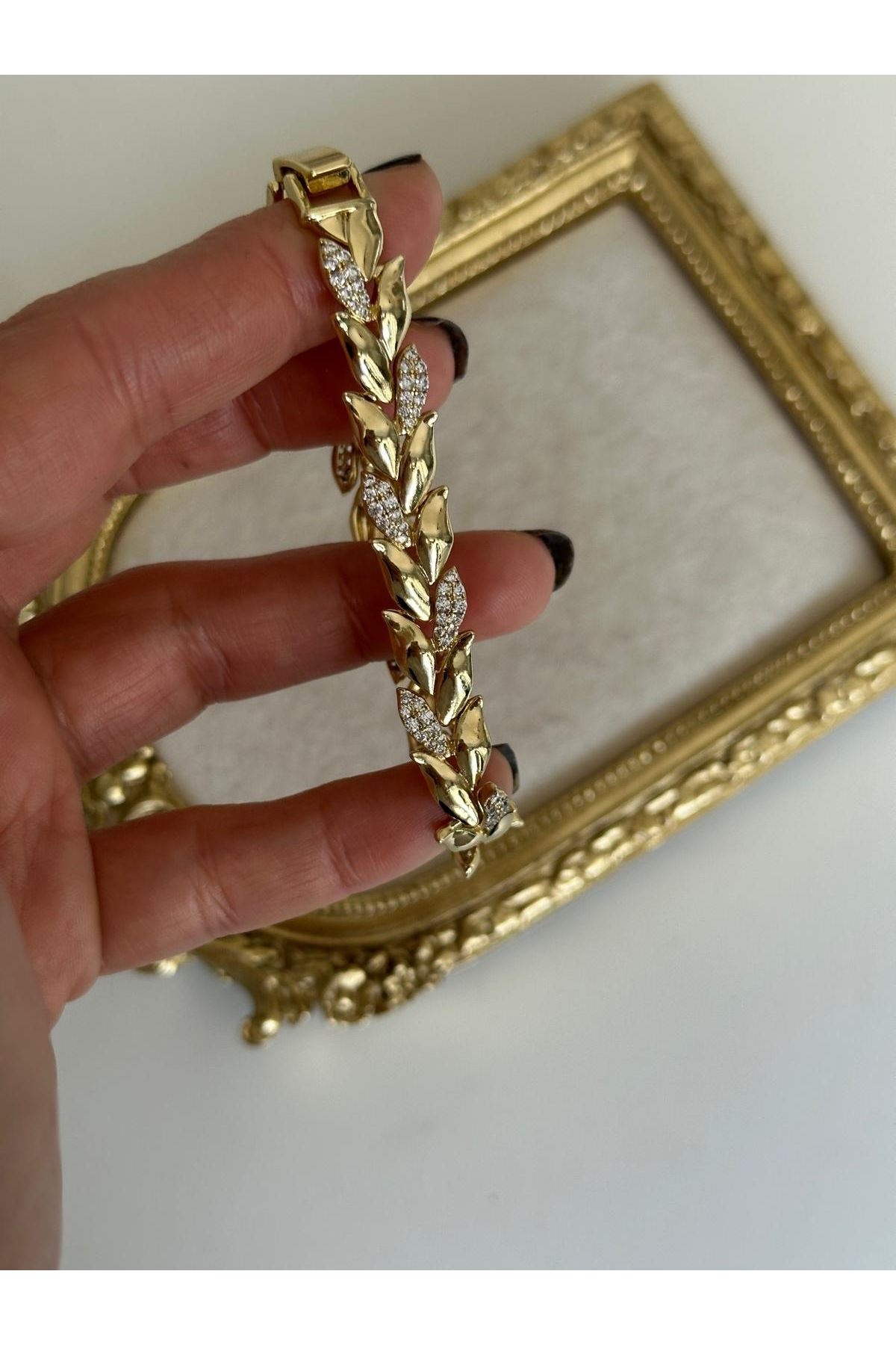 14K Gold Renkli  Başak Model Kuyum Taşlı Bileklik