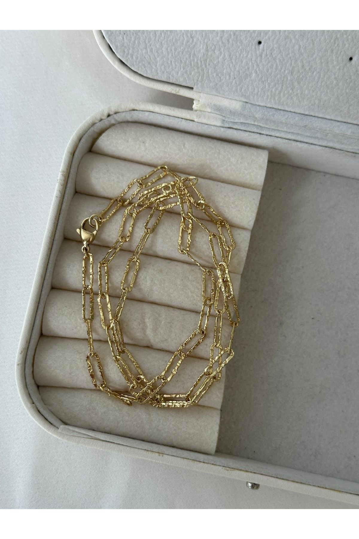 14K Gold Renkli  Ataç Varak Desenli Kolye