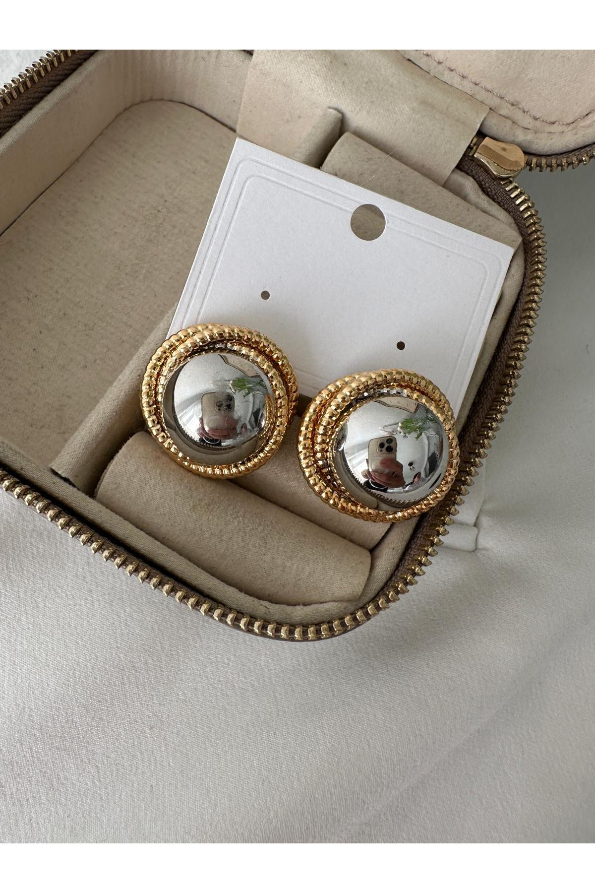 Marka Çift Renkli Ortası Gümüş Renkli Bomb Toplu Küpe