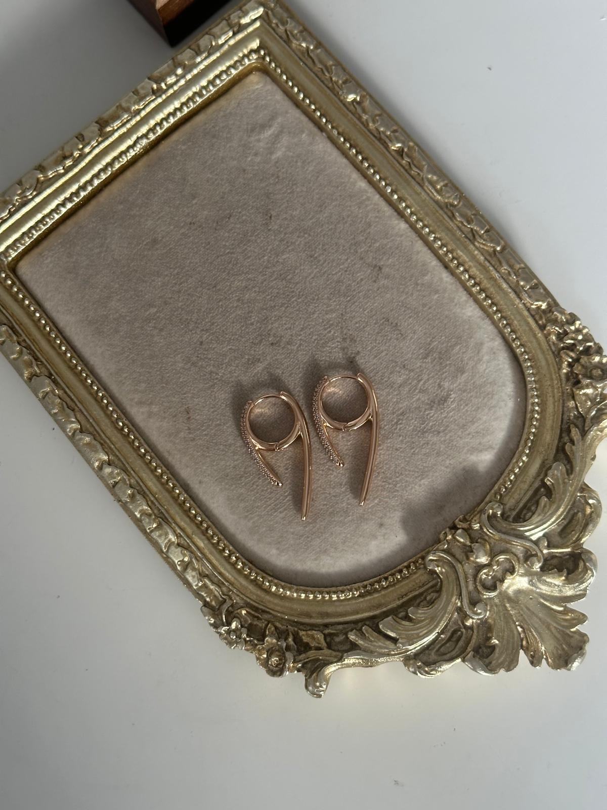 18K Rose Gold Tasarım Küpe