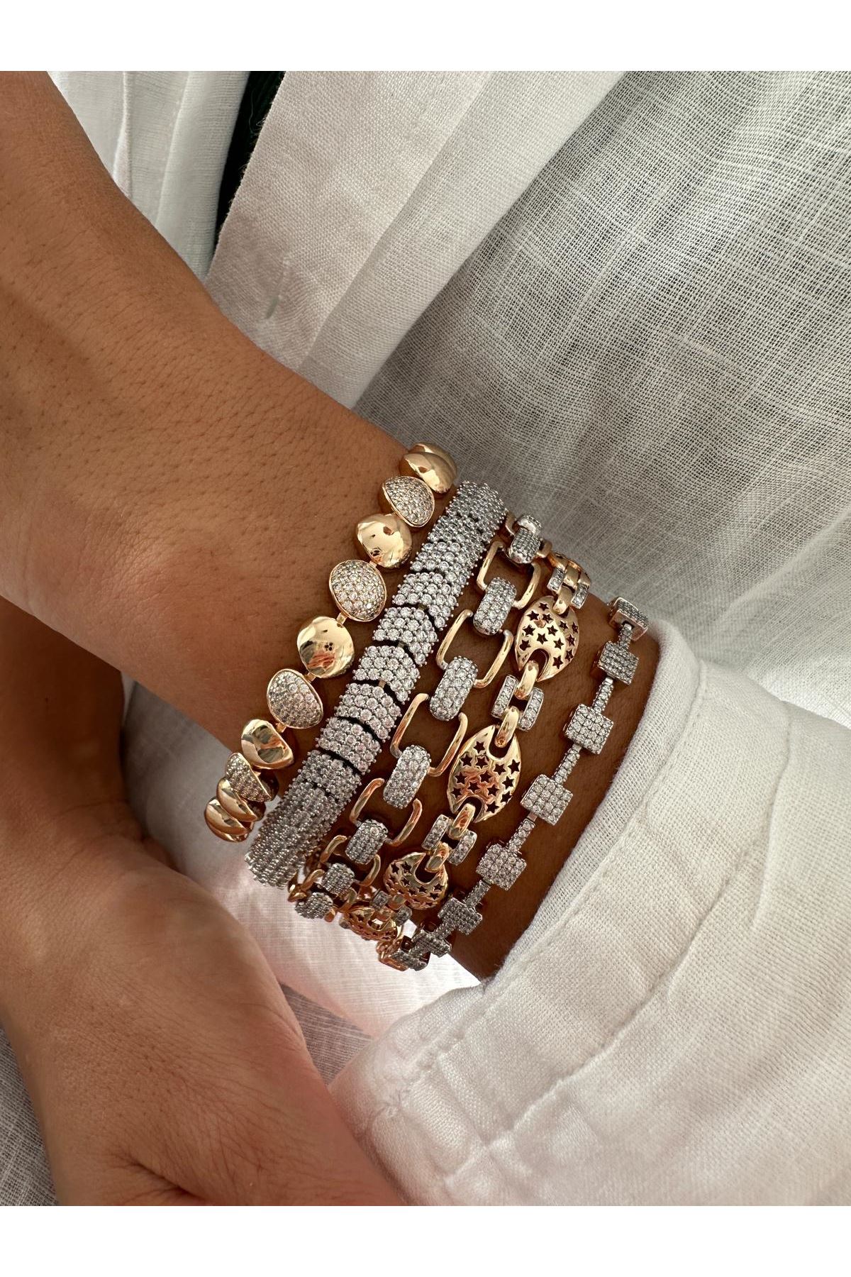 18K Rose Gold Renkli Bomb Oval Top Kesim Mix Beyaz Taşlı Bileklik