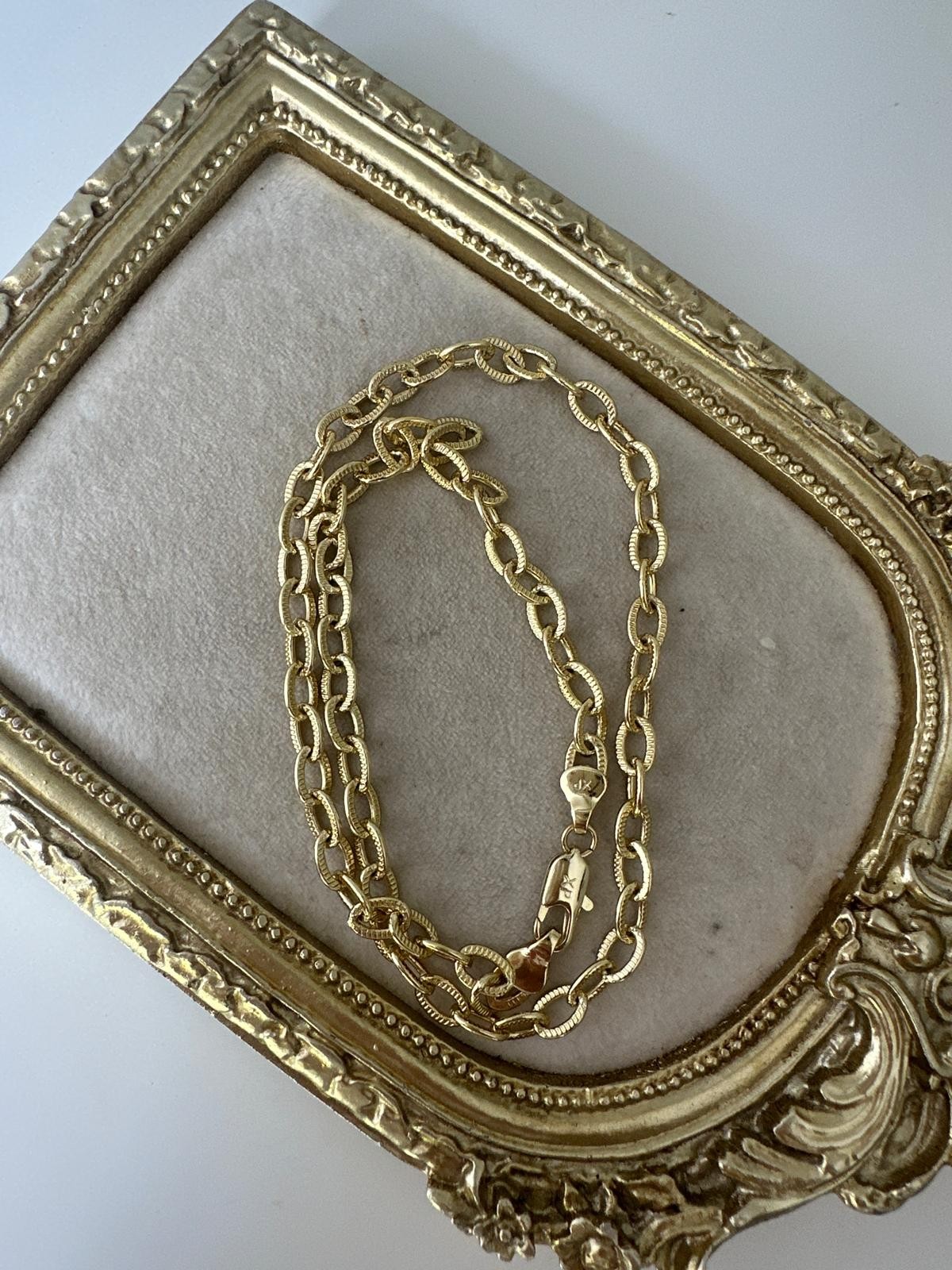 14K Gold Renkli Varaklı Oval Kesim Kolye