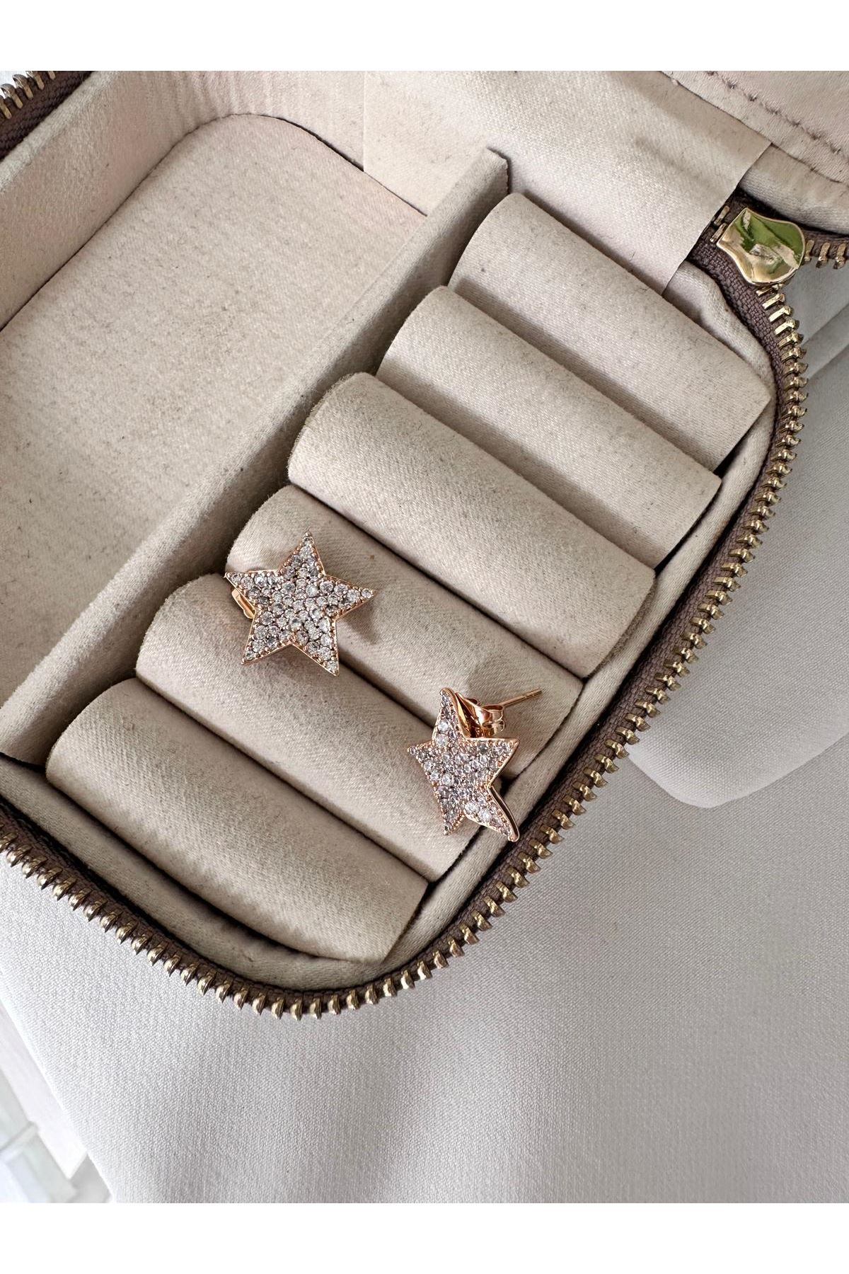 Yıldız Gömme Taş Küpe