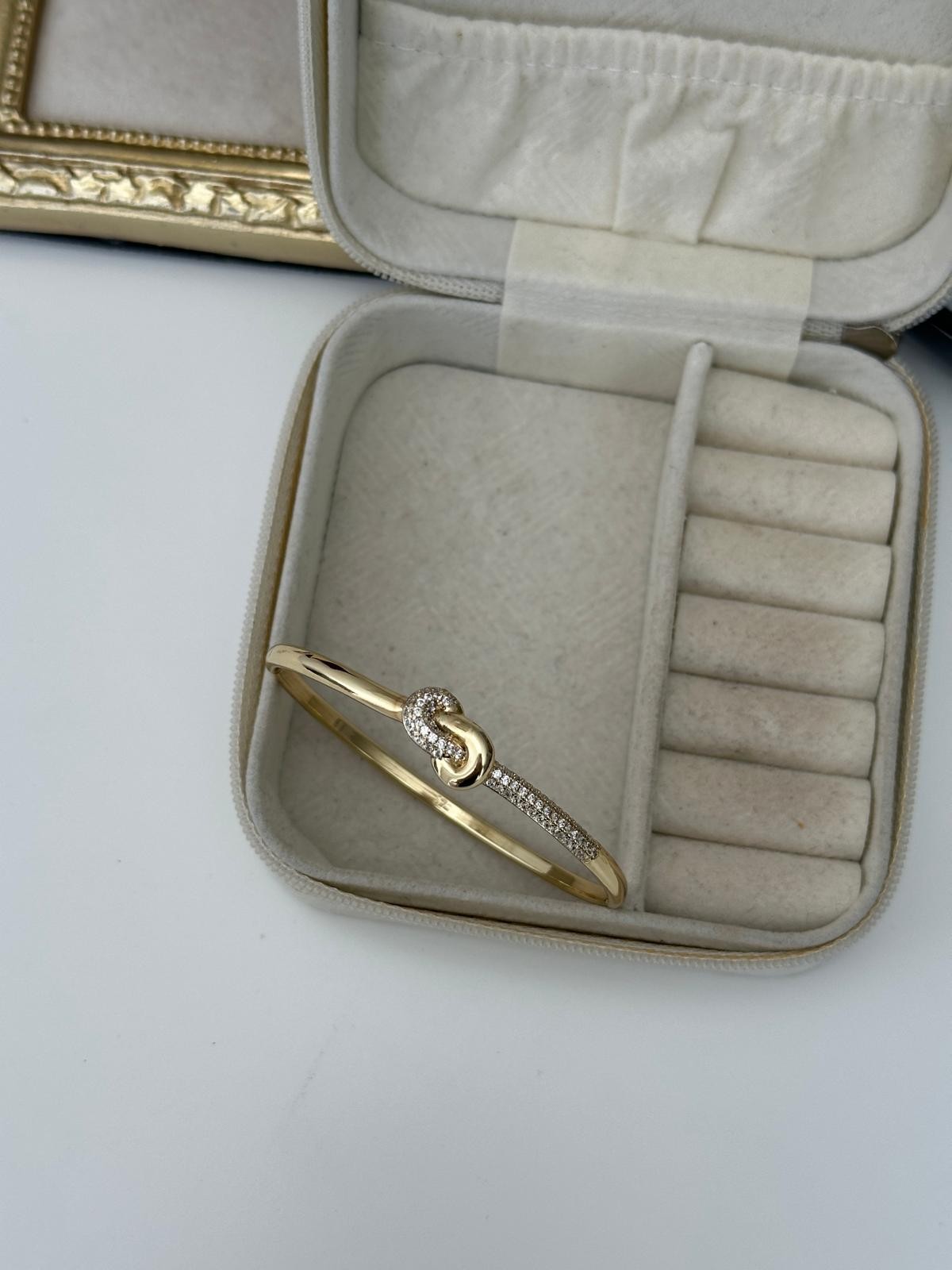 14K Gold Renkli Love Taşlı Klepçe