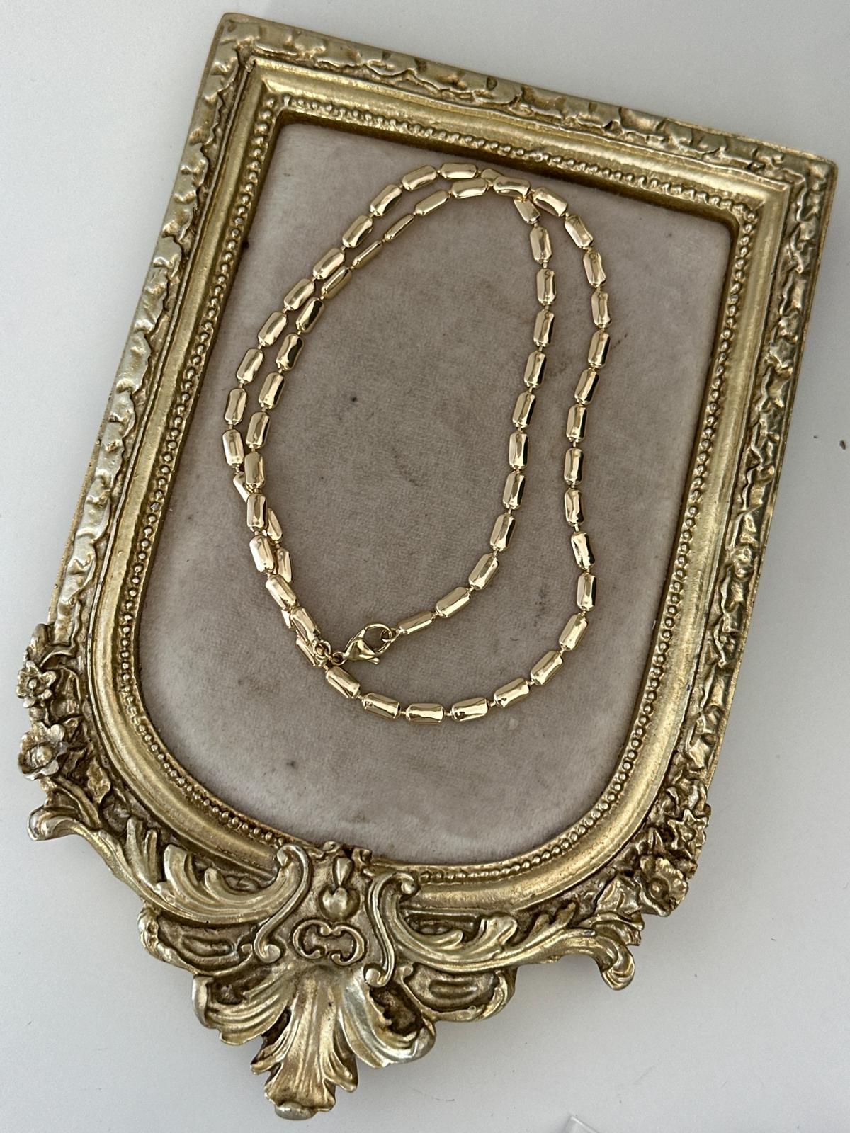 14K Gold Renkli Yassı Baget Kolye