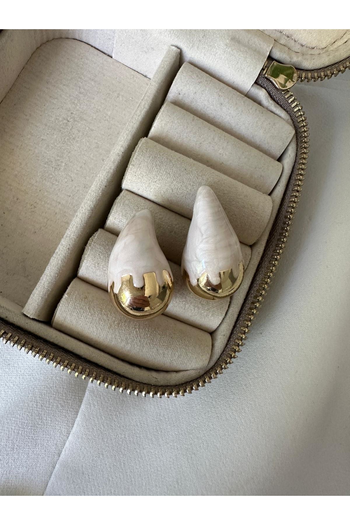 Marka Su Damlası Ekru Küpe