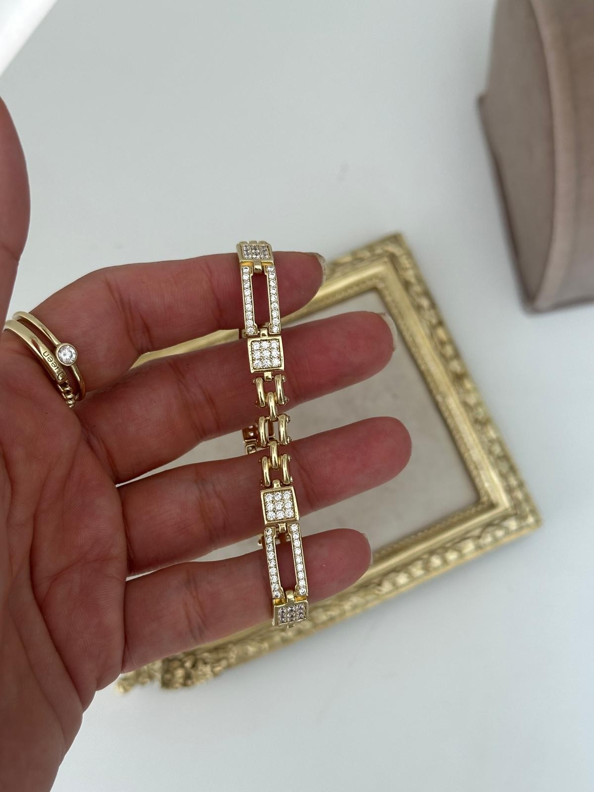 14K Gold Renkli Dikdörtgen Kesim Taşlı Kordon Geçmeli Kuyum Bileklik