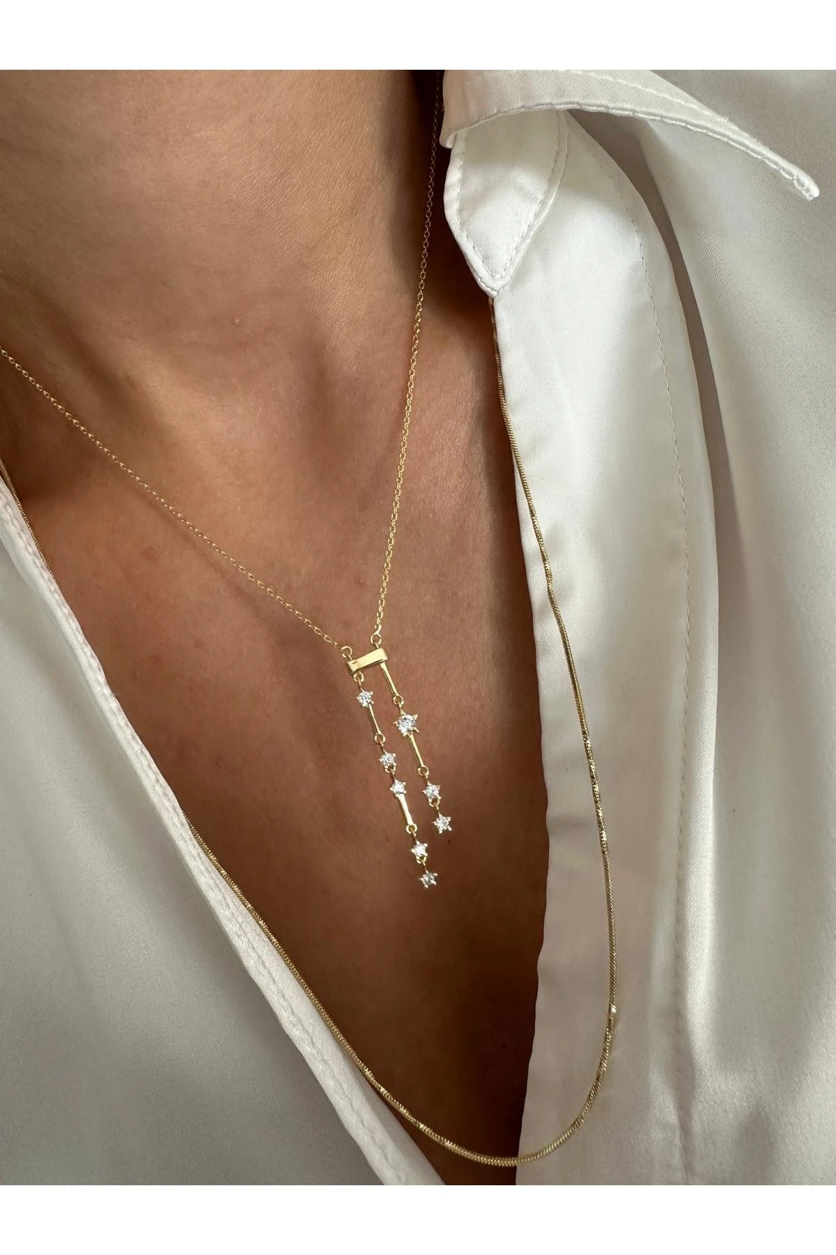 14K Gold Renkli  Yıldız Taşlı Sarkıt Dekolte Kolyesi