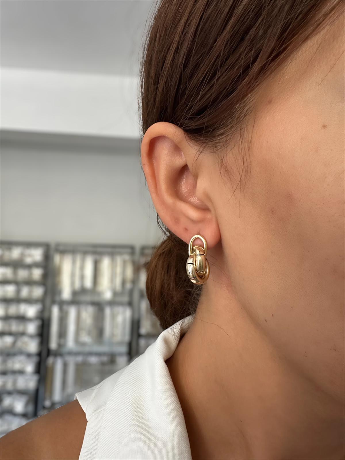 14K Gold Renkli İç İçe Dolama Zra Marka Küpe