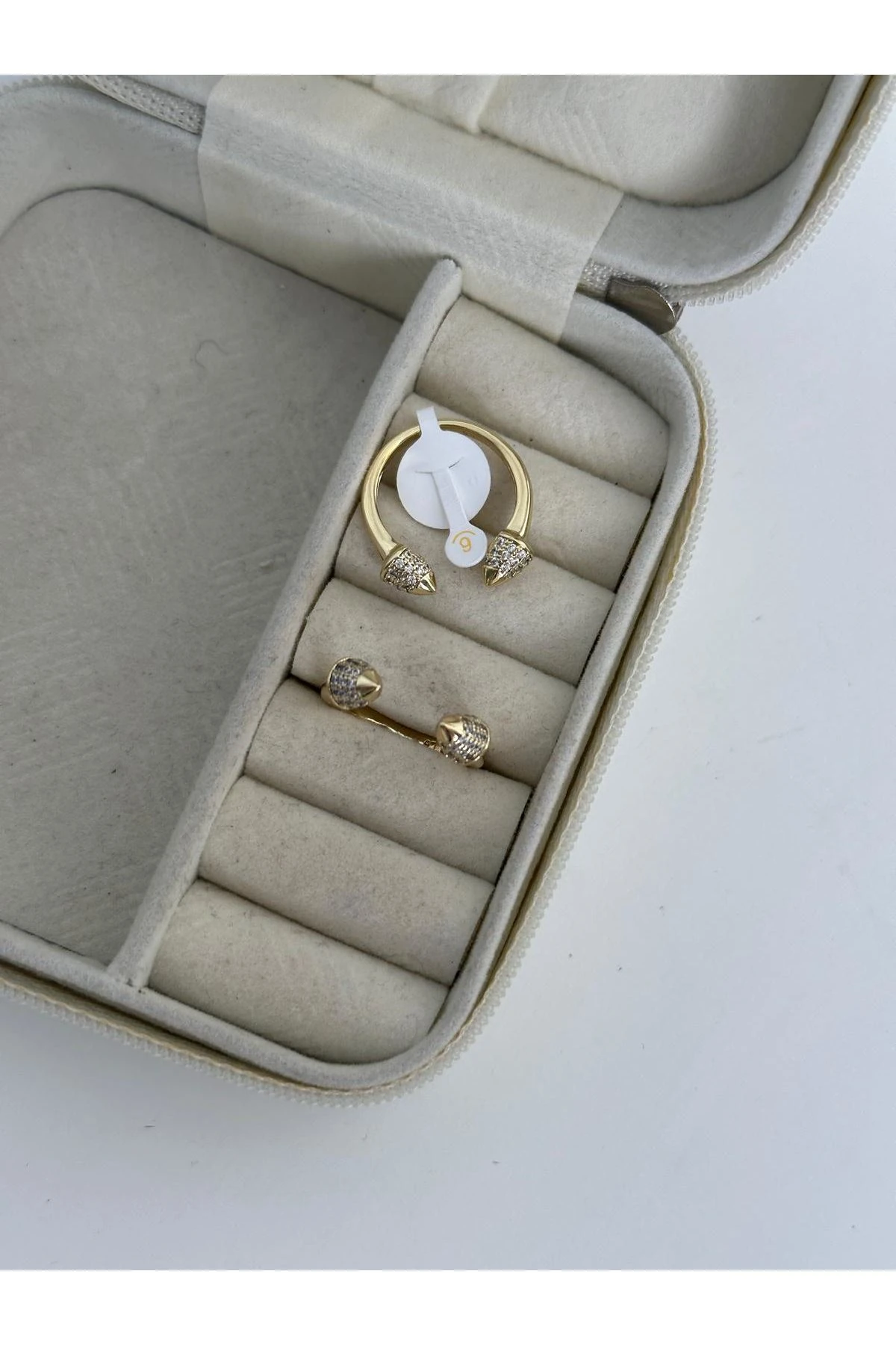 14K Gold Renkli  Çivi Kesim Ayarlanabilir Taşlı Yüzük