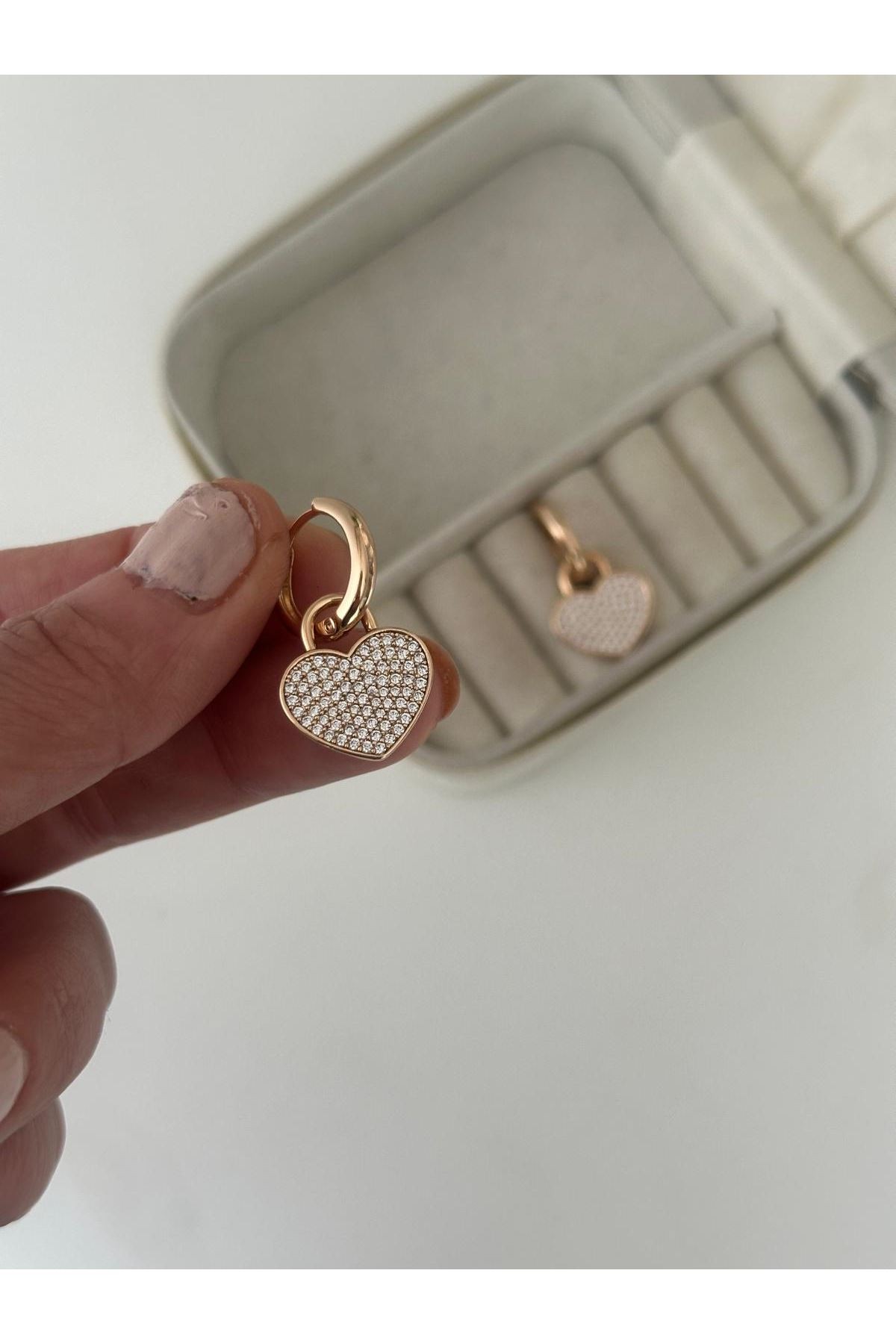 18K Rose Gold Renkli Basıc Halka İkili Kullanım Kalp Taşlı Küpe