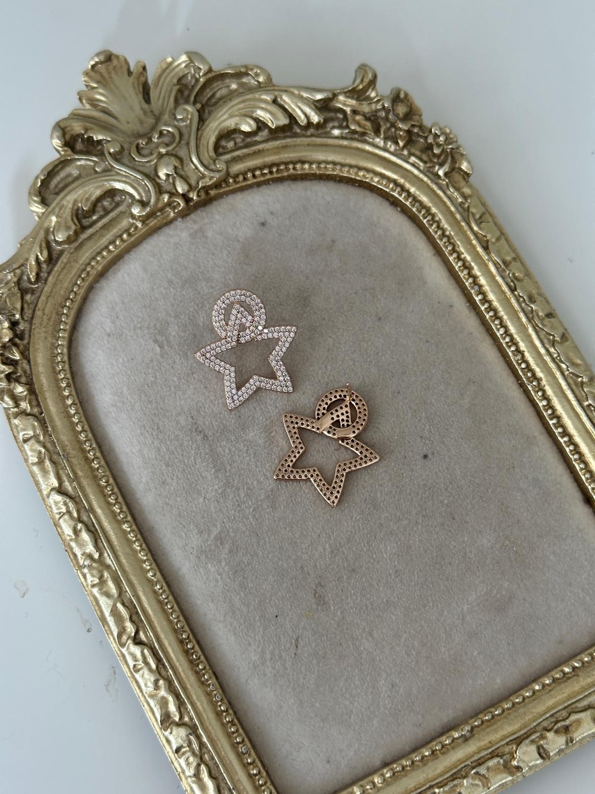18K Rose Gold Star Halka Geçmeli Full Montür Taşlı Küpe