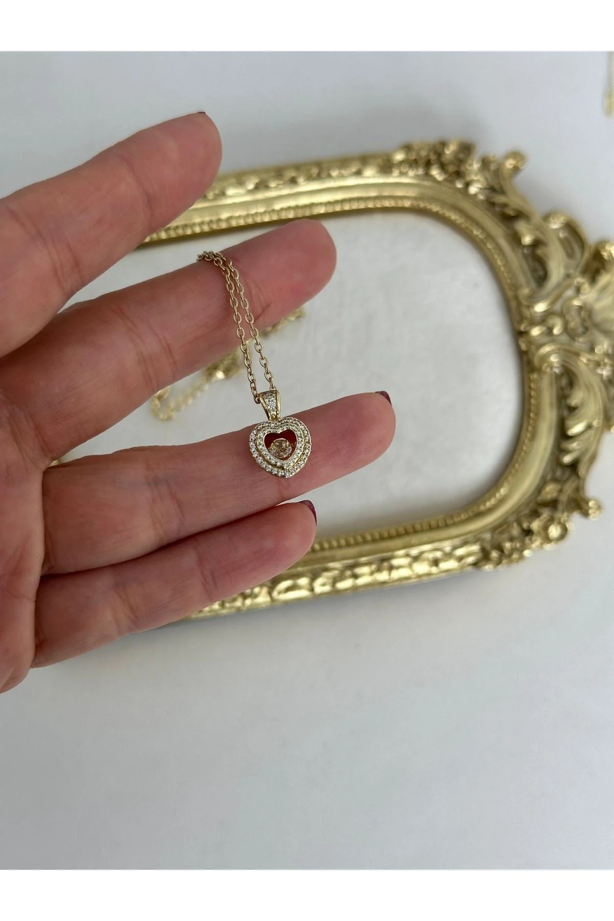 14K Gold Renkli  Kalp İçi Oynar Taşlı Kolye