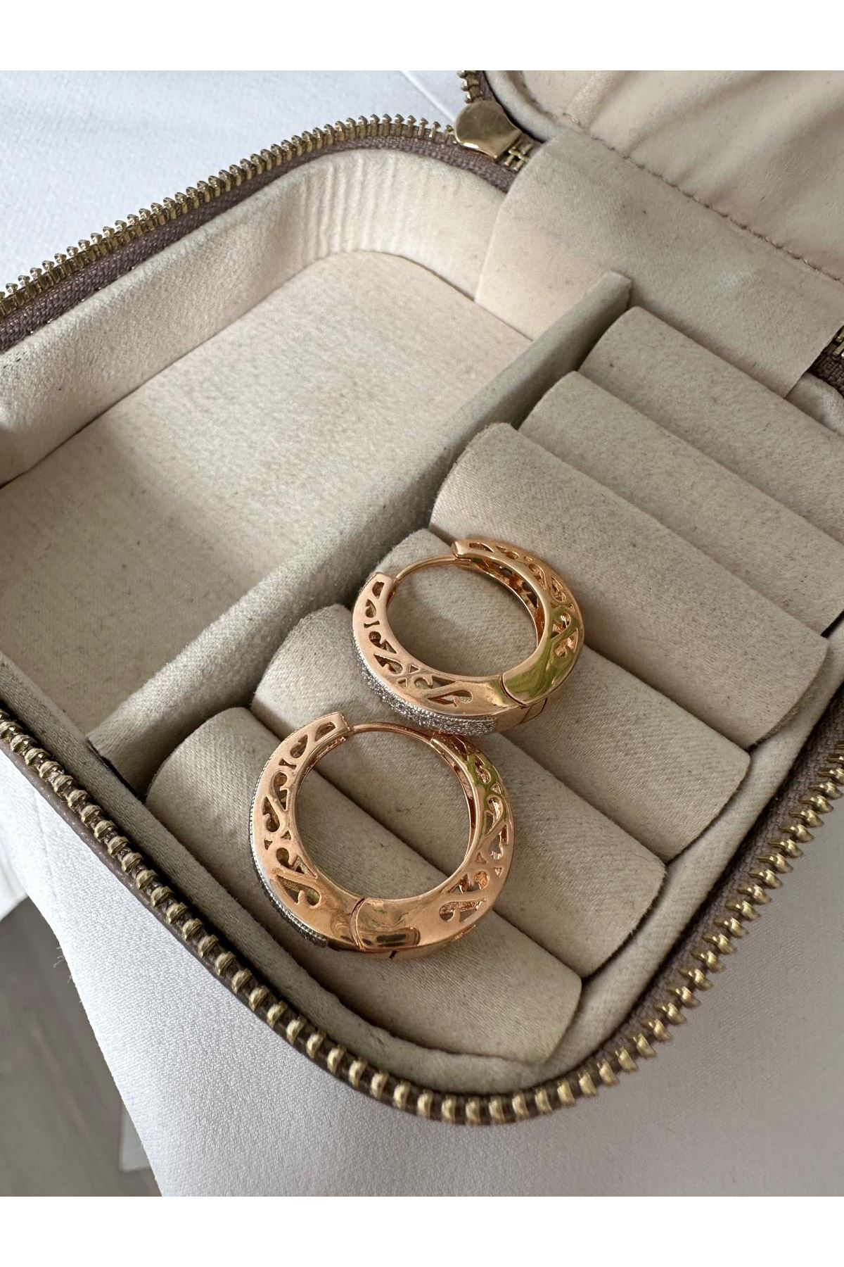 18K Rose Gold Renkli Marka Halka Beyaz Gömme Taşlı Küpe