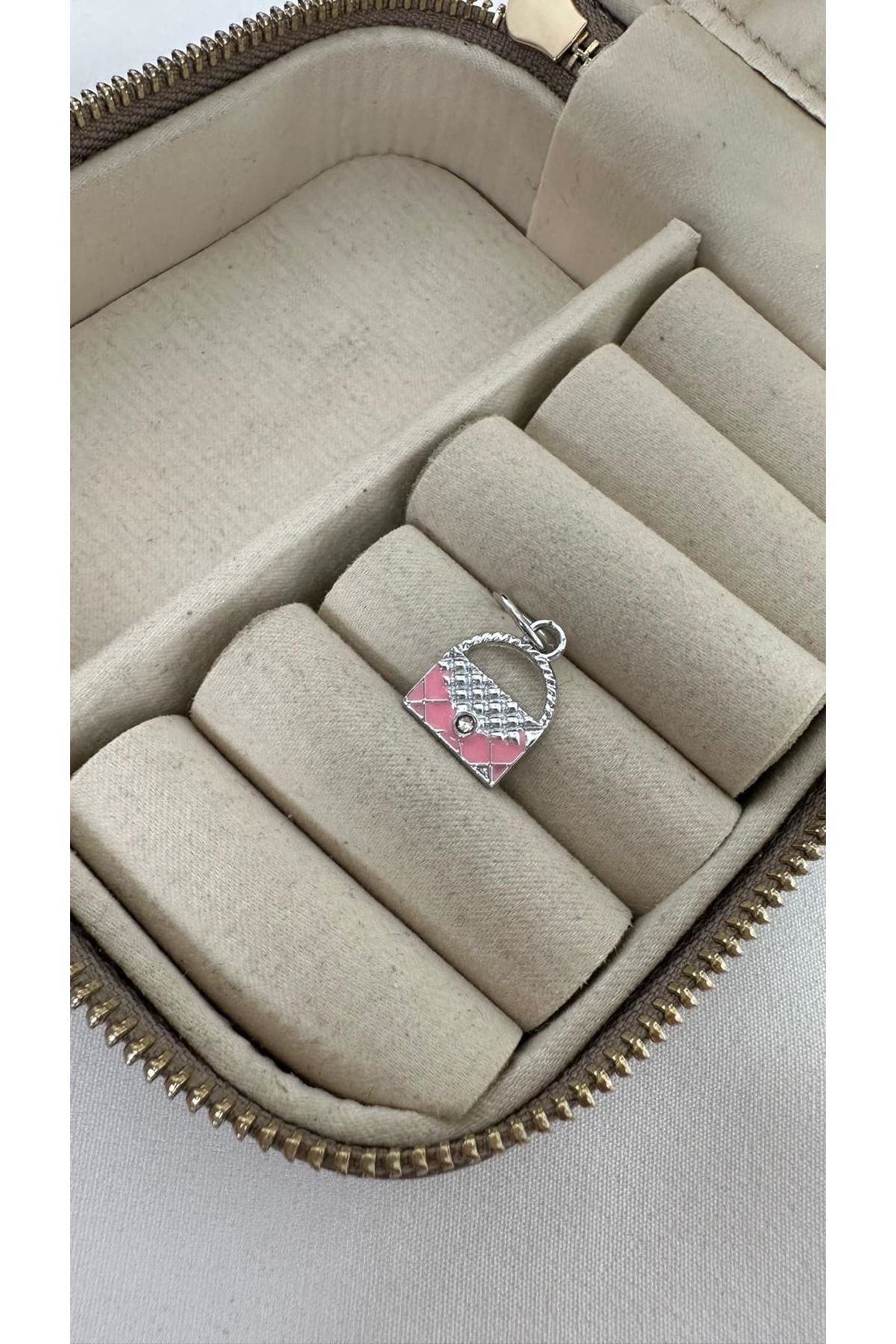 Pembe Oval Çanta Charm