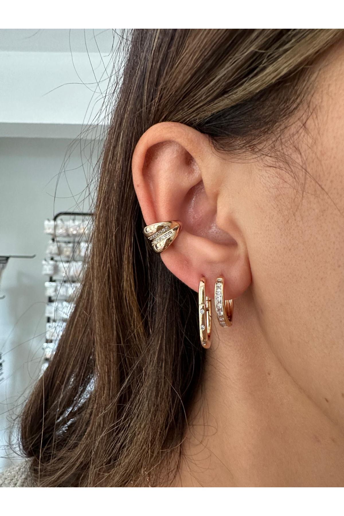 18K Rose Gold Renkli Halka Önü Kristal Taşlı Küpe