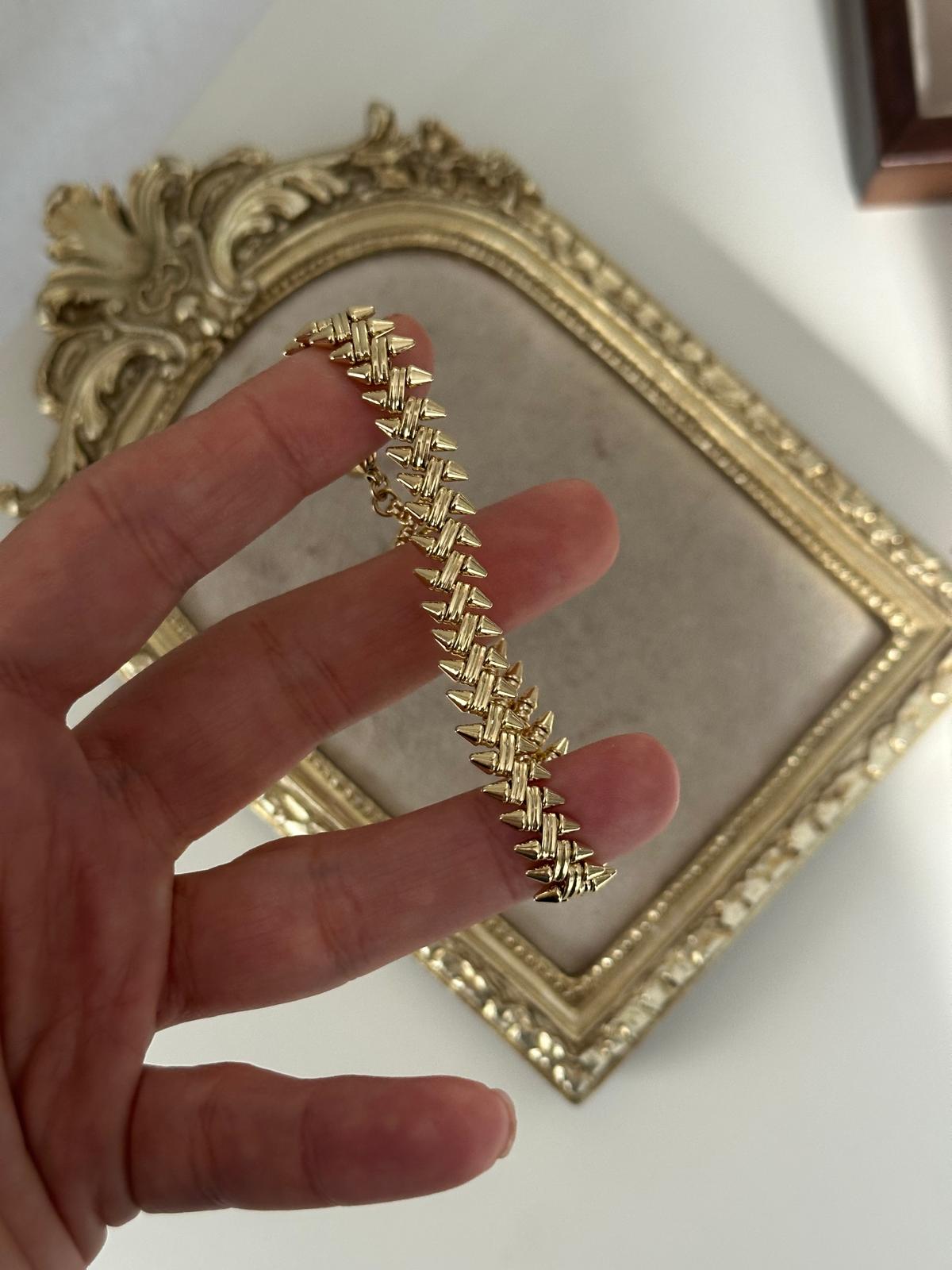 14K Gold Renkli Çivi Kesim Bileklik