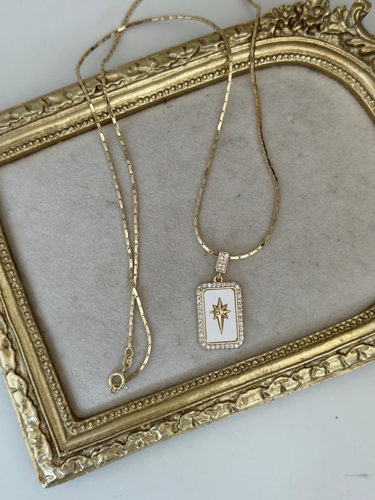 14K Gold Renkli Plaka Beyaz Sedefli Kutup Yıldızı Parlak Zincirli Kolye