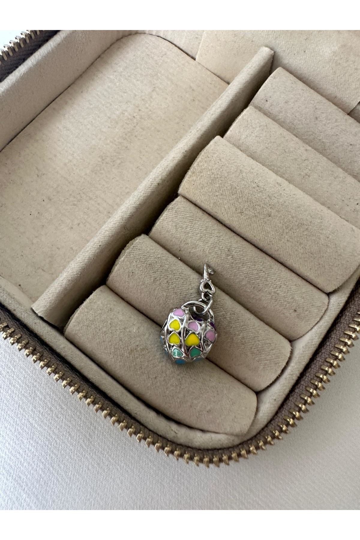 Kalp Renkli Anahtarlı Charm