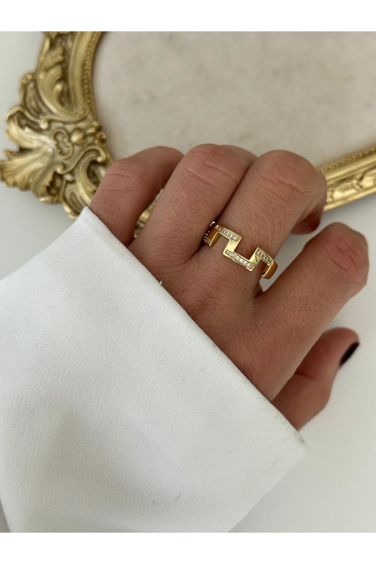 14K Gold Renkli Zikzak Kesim Taşlı Yüzük