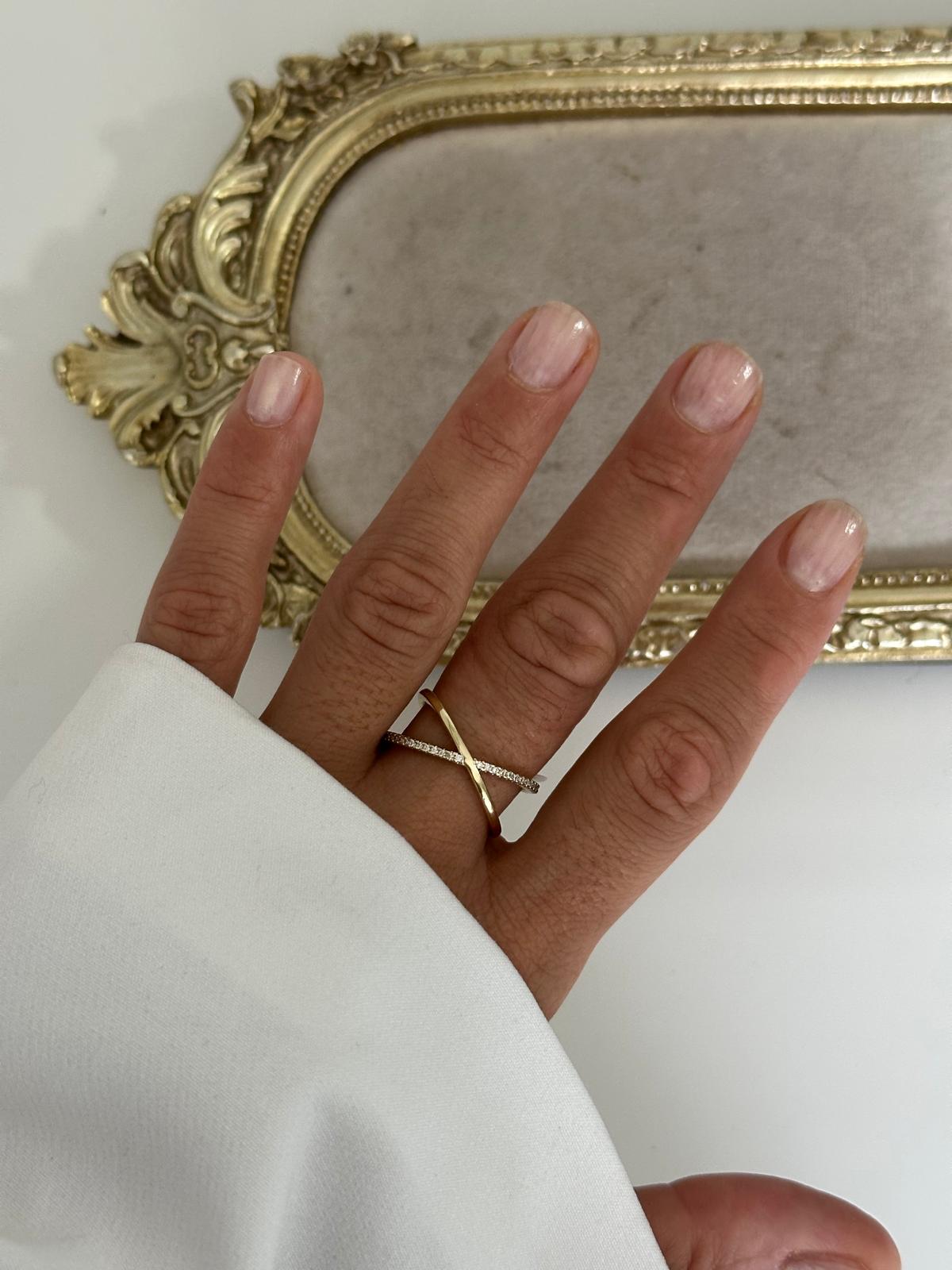 14K Gold Renkli Meridyen Formlu Yüzük