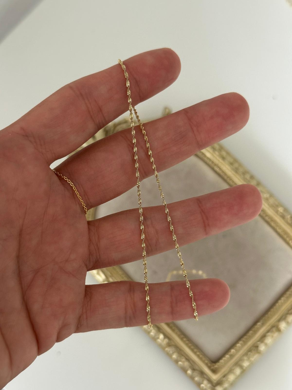 14K Gold Renkli Kuyum Burgu Minimal Kolye