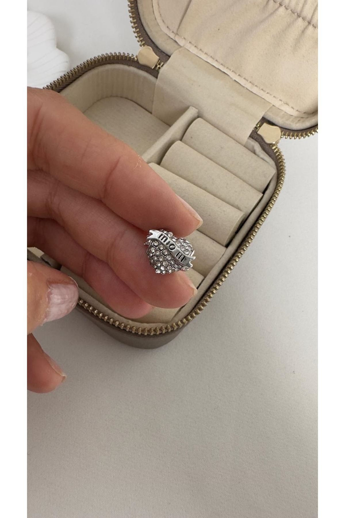 Kalp Taşlı Mom Charm