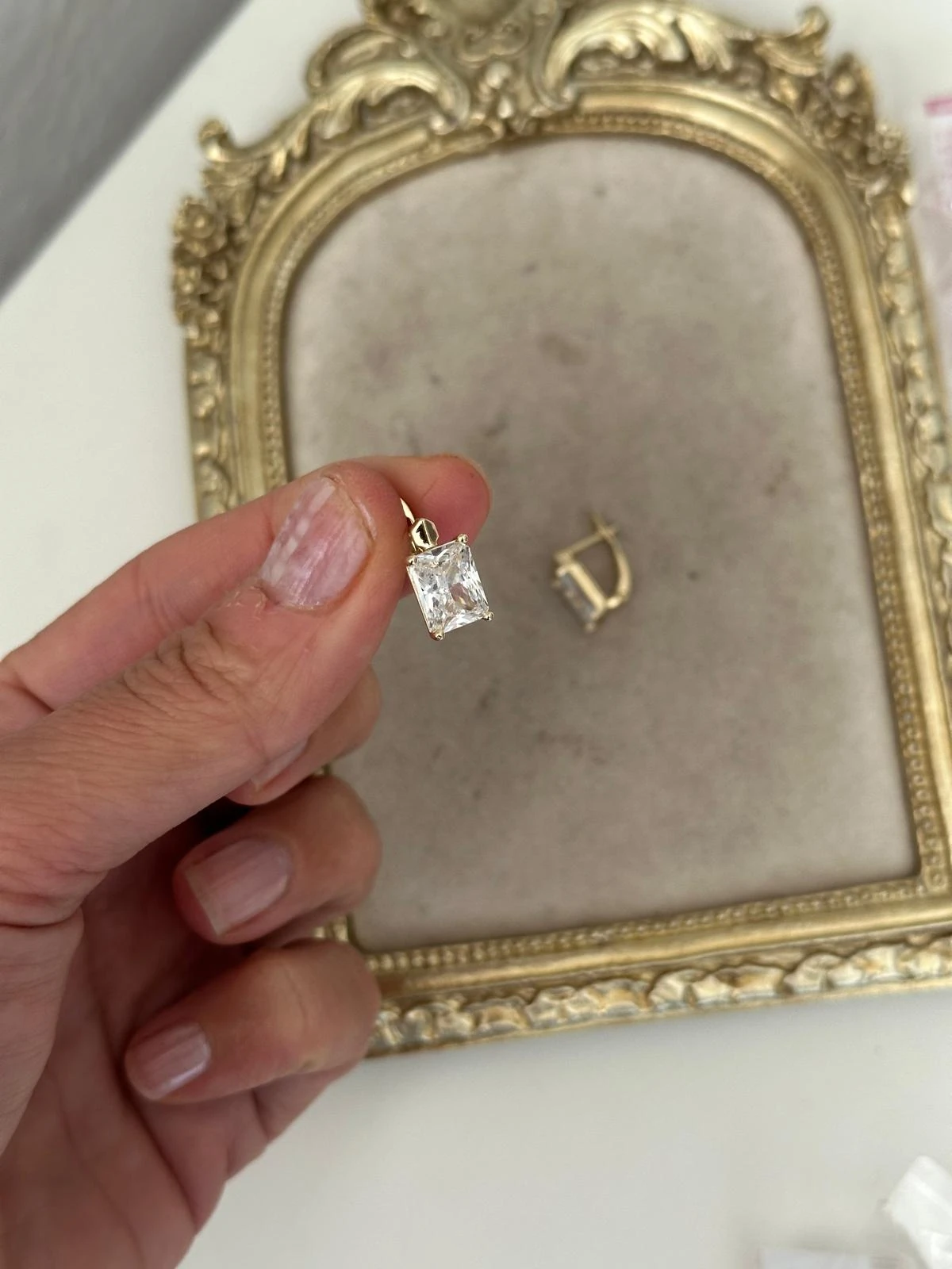 14K Gold Renkli Önü Baget Dikdörtgen Kesim Taşlı Kuyum Küpe