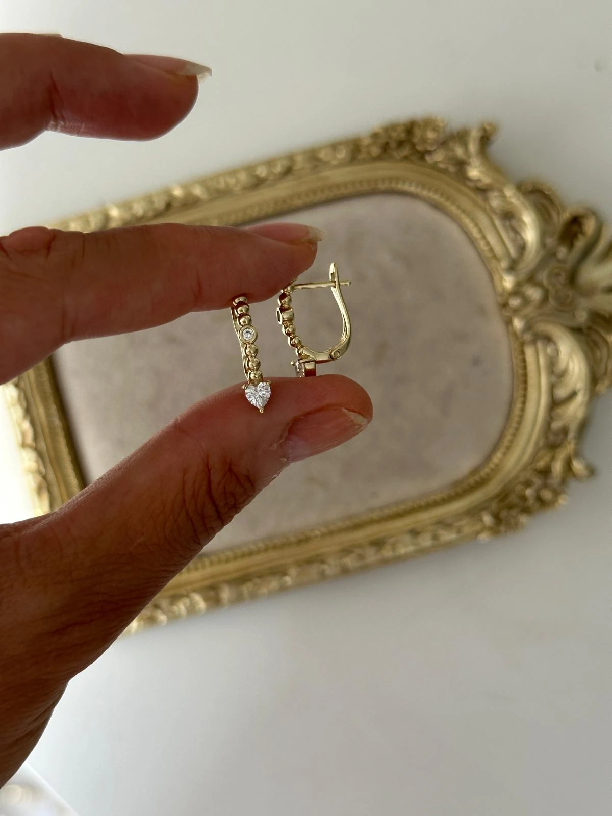 14K Gold Renkli Oval Kesim Dorika Kalp Taşlı Küpe