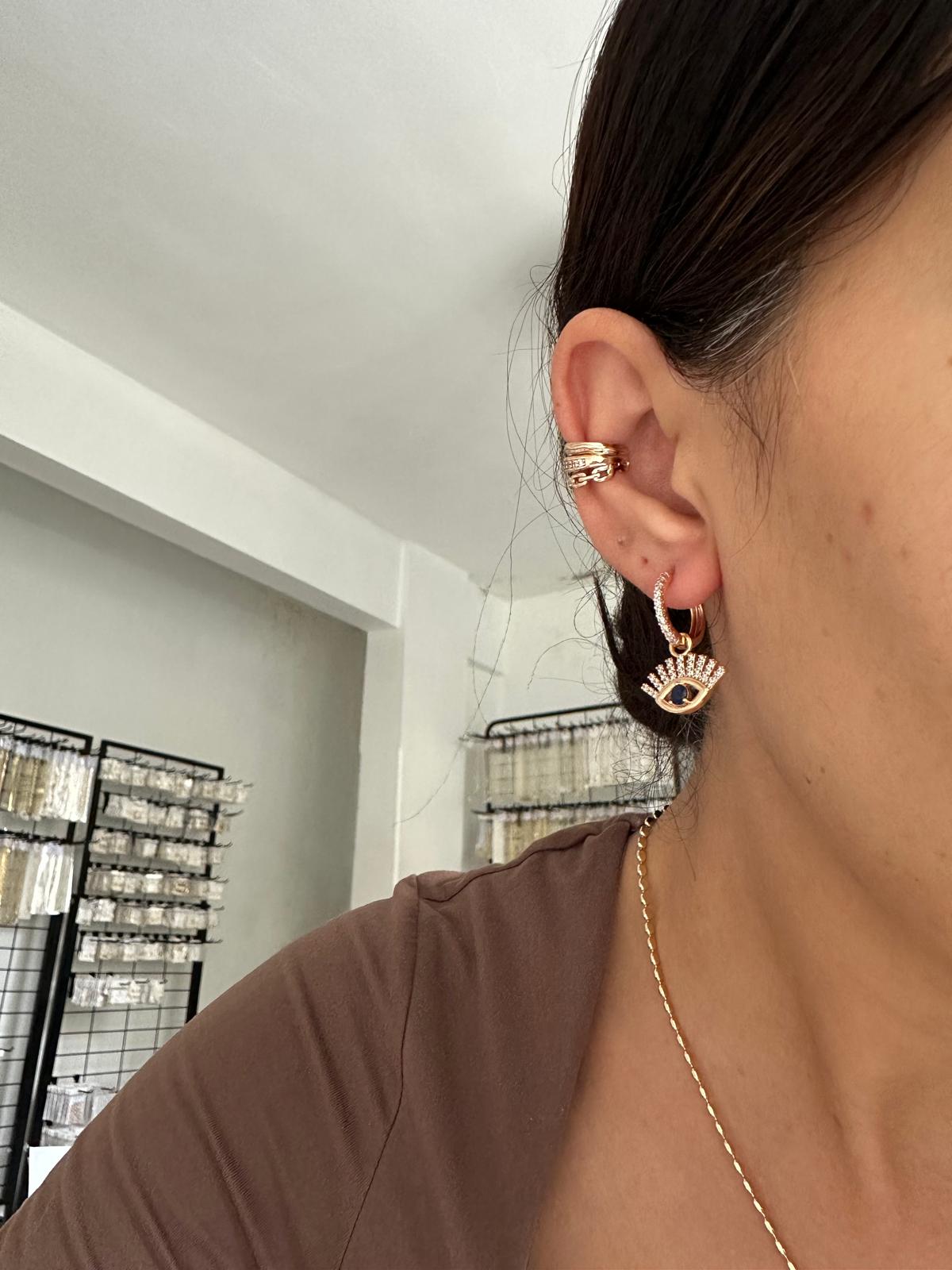 18K Rose Gold Göz Taşlı Küpe