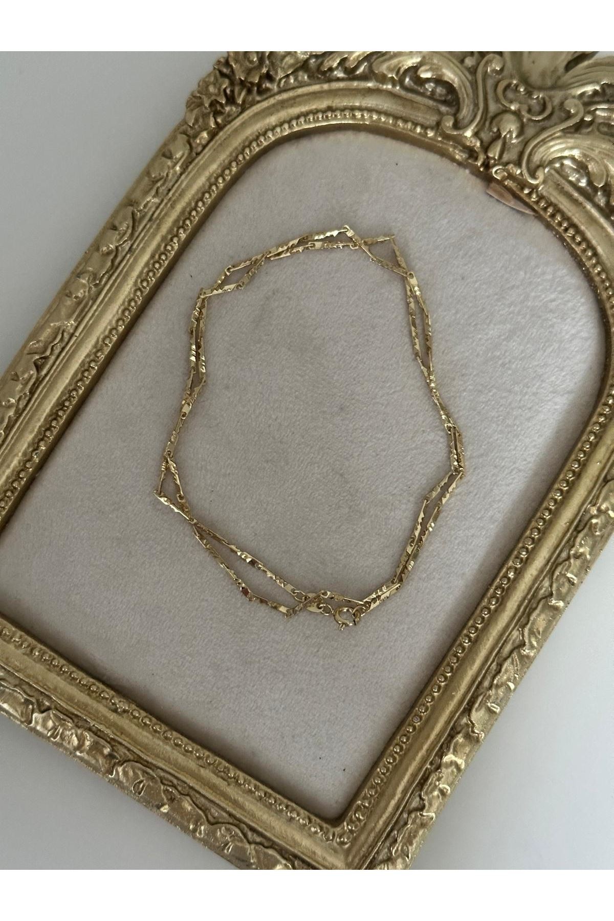 14K Gold Renkli Parlak Döner Döküm Kolye