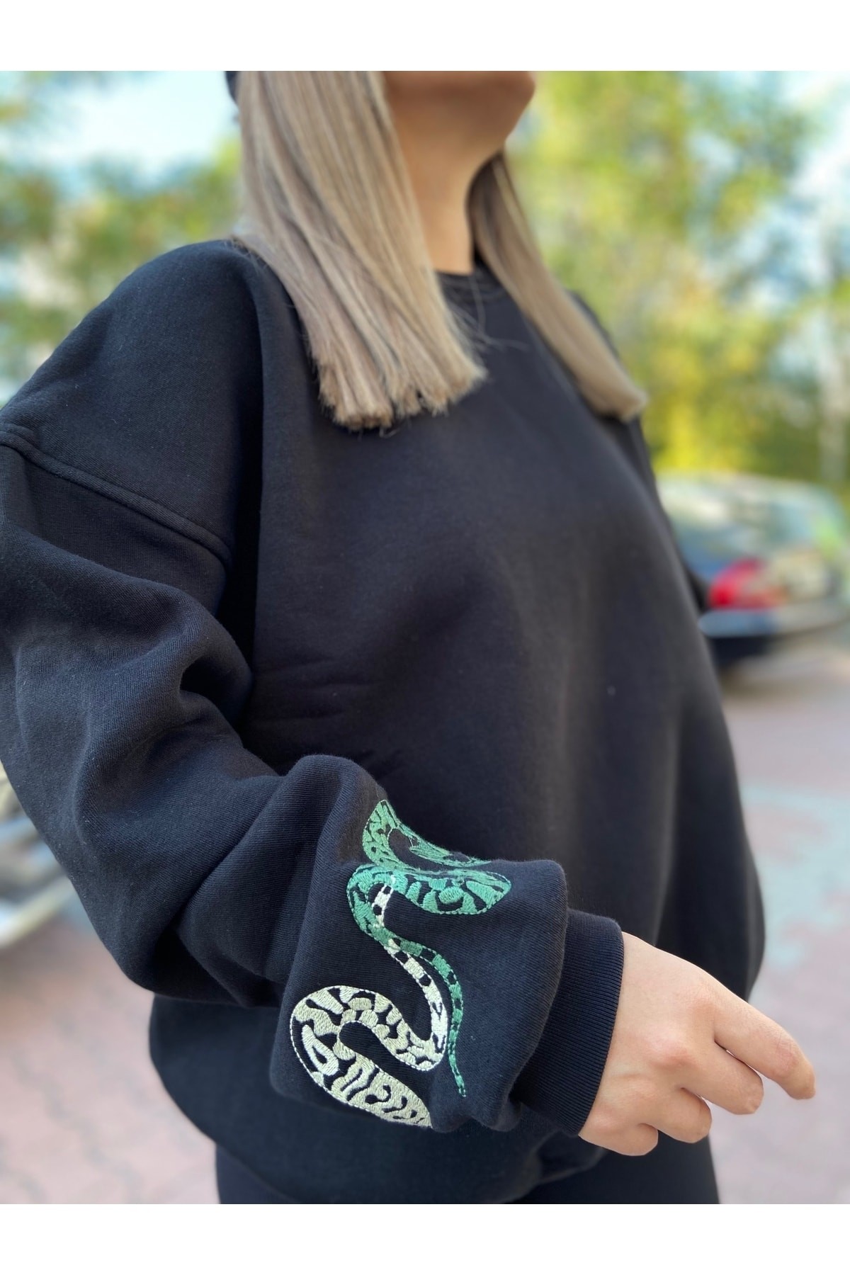 Yılan Desenli Siyah Oversize Sweatshirt