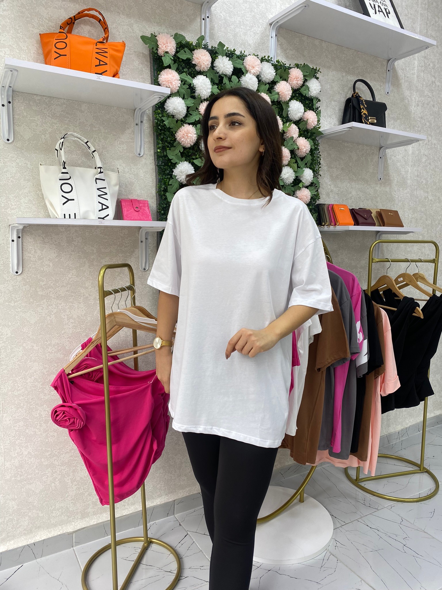 Beyaz oversize basic t-shirt