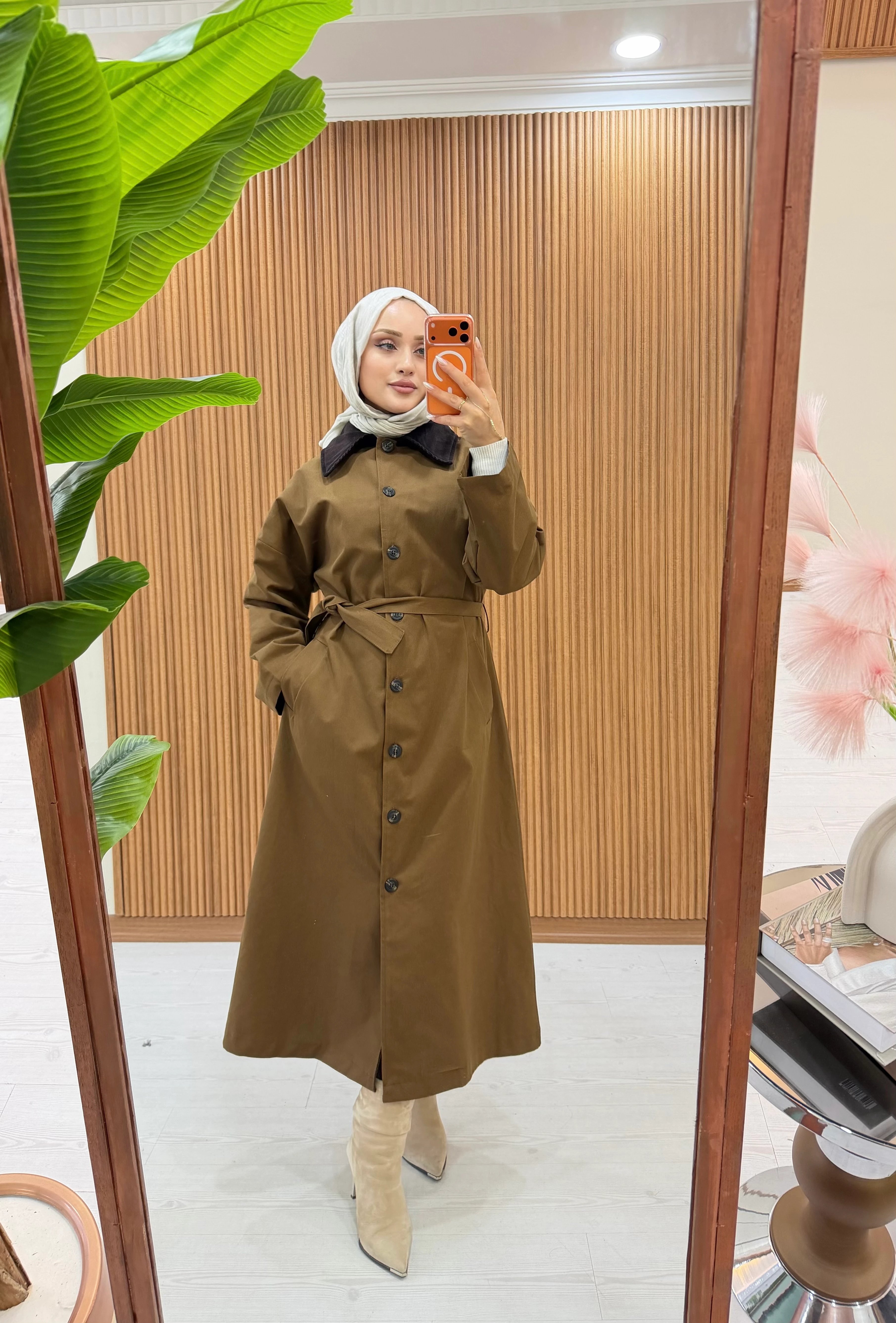 Kadife Yaka Trençkot 