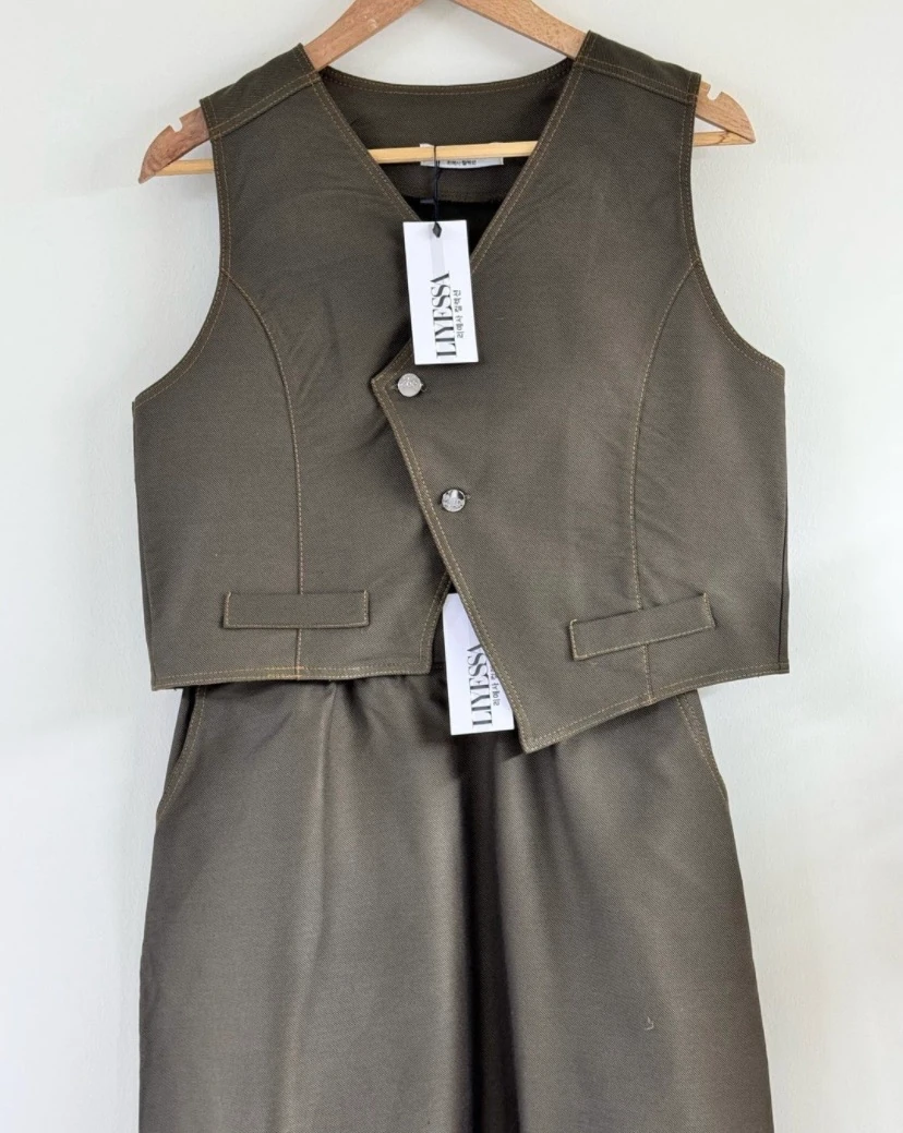 Asimetrik Düğmeli Yelek Etek Takım - Haki