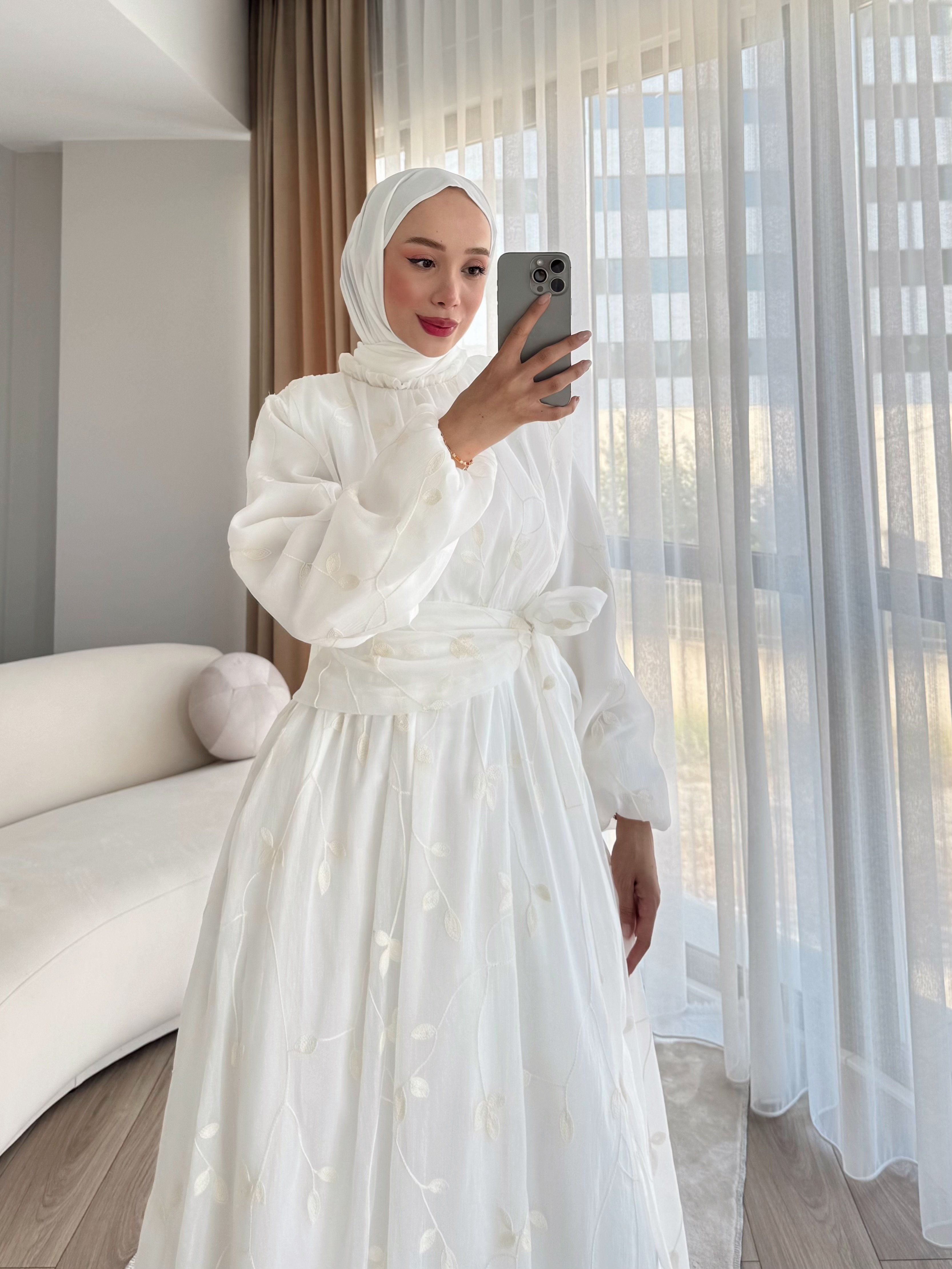 Dalya Yaprak Desenli Elbise