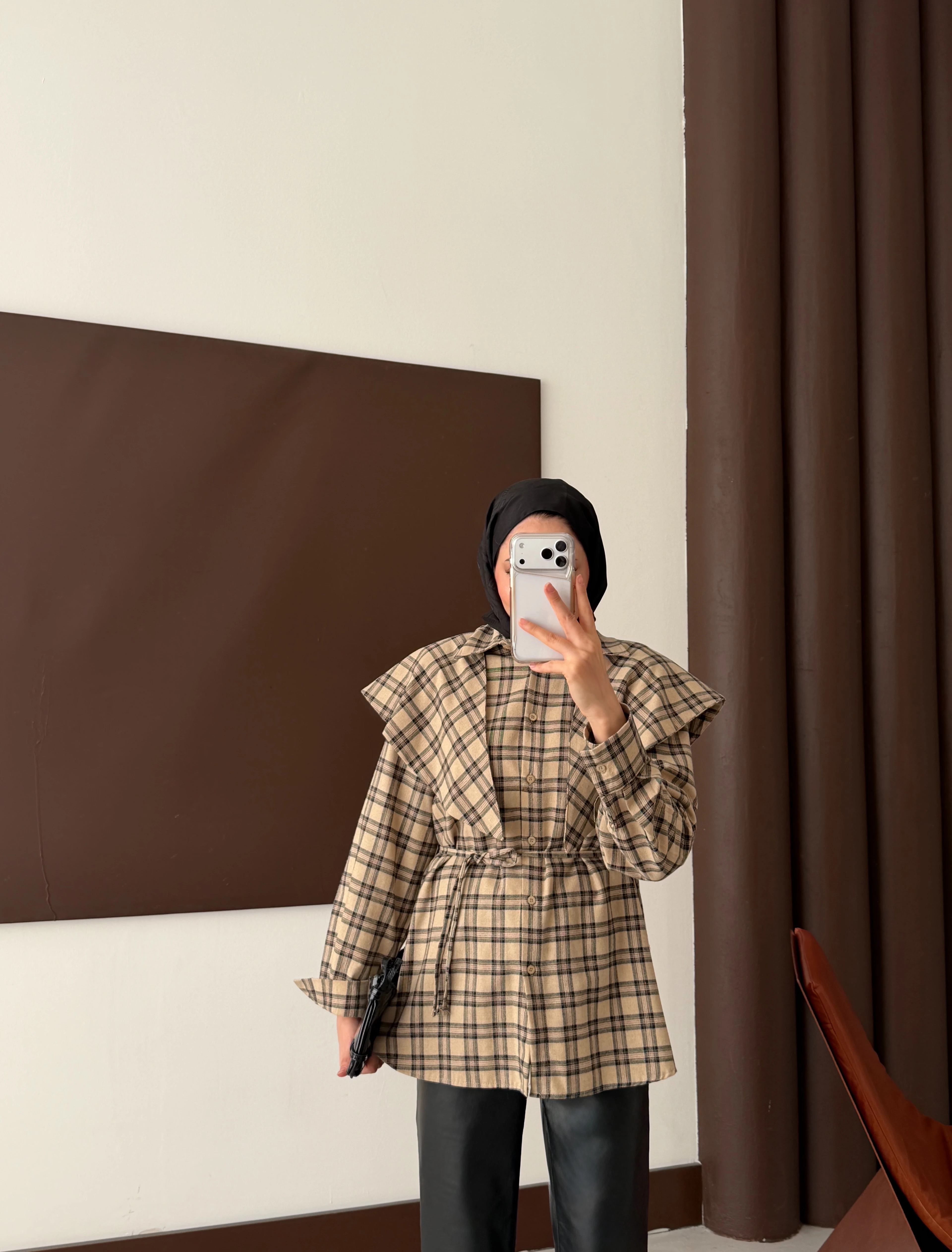 ŞAL YAKA EKOSE GÖMLEK - BEJ