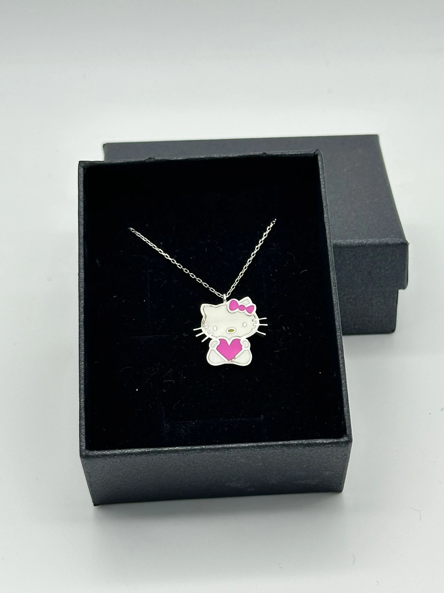 HELLO KİTTY 925 AYAR GÜMÜŞ MİNELİ KOLYE