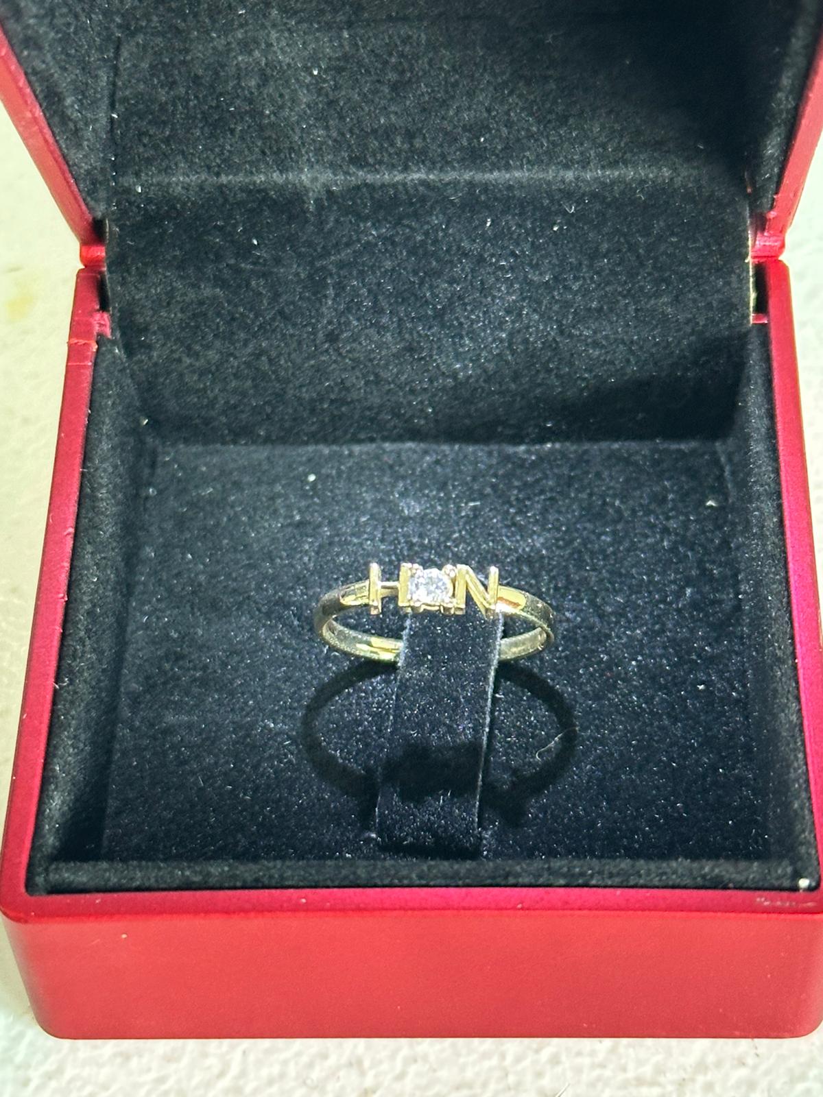 14 AYAR ALTIN KİŞİYE ÖZEL TEK TAŞ YÜZÜK