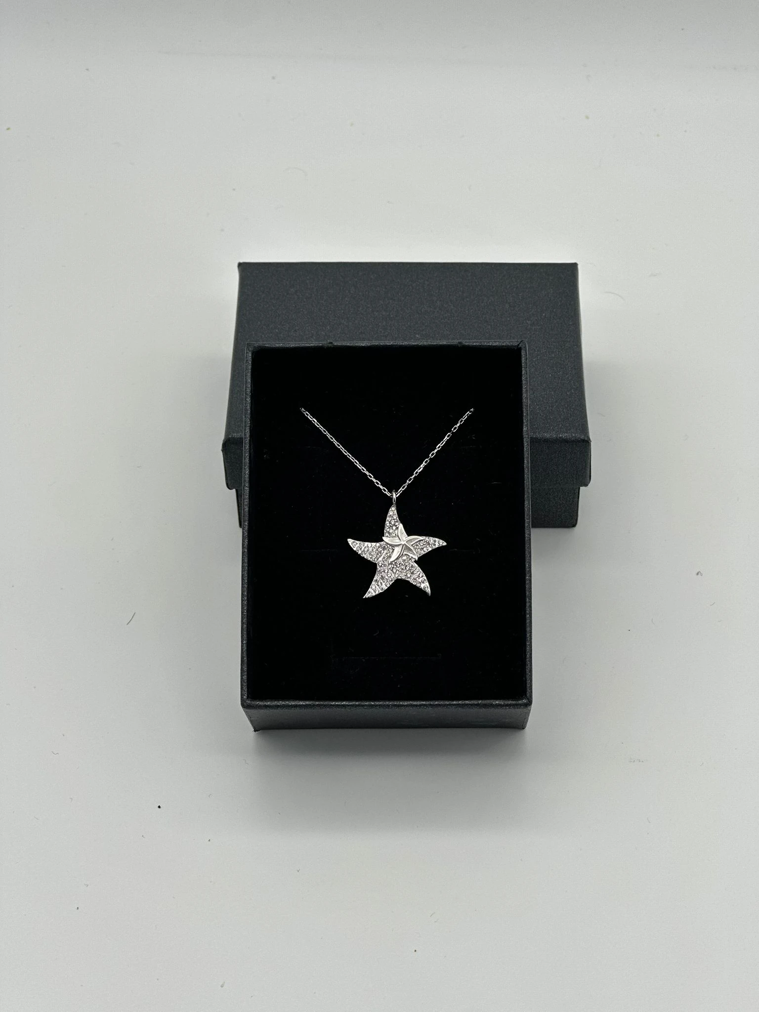 DENİZ YILDIZI MODELİ 925 AYAR GÜMÜŞ KOLYE
