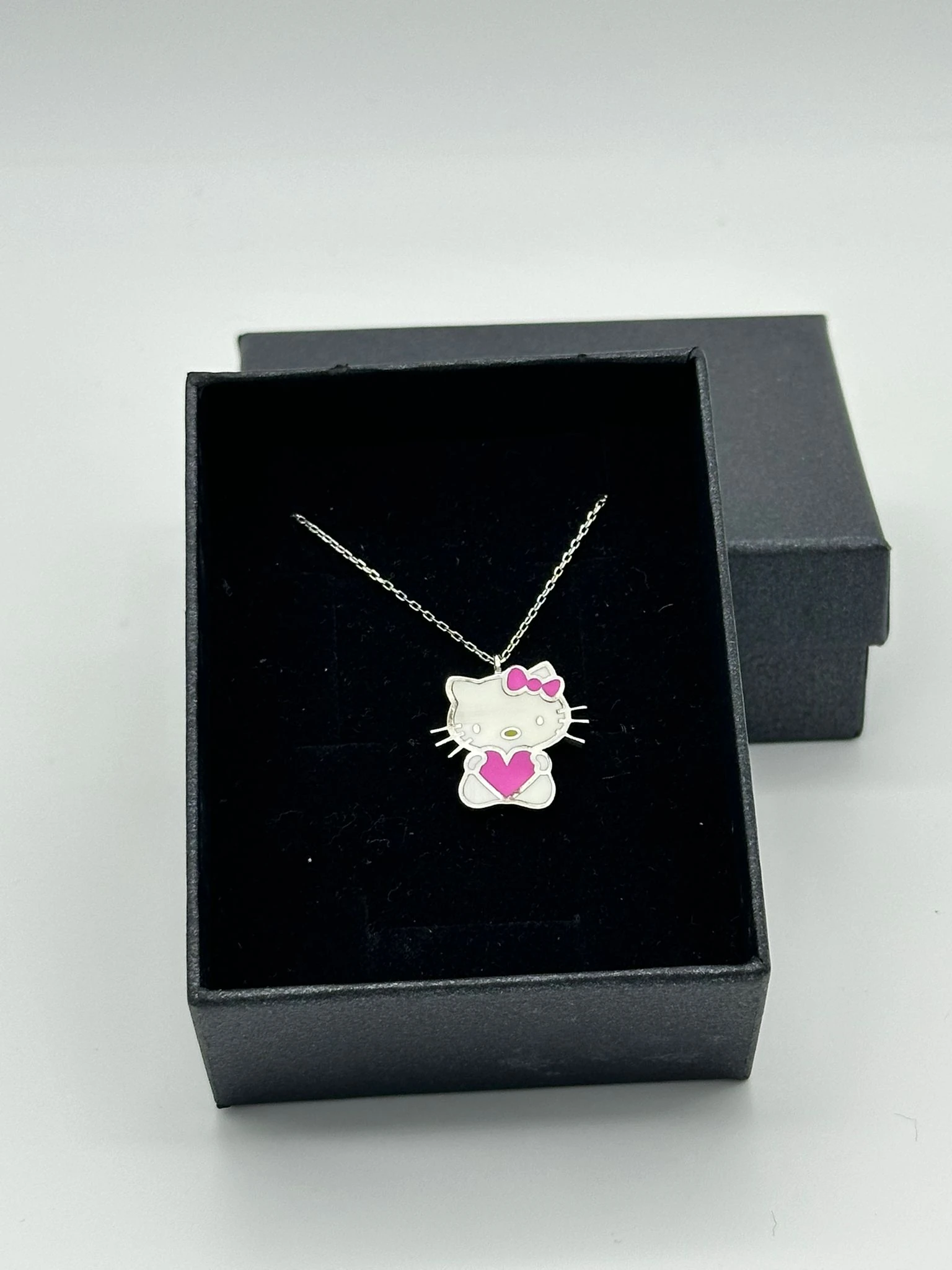 HELLO KİTTY 925 AYAR GÜMÜŞ MİNELİ KOLYE