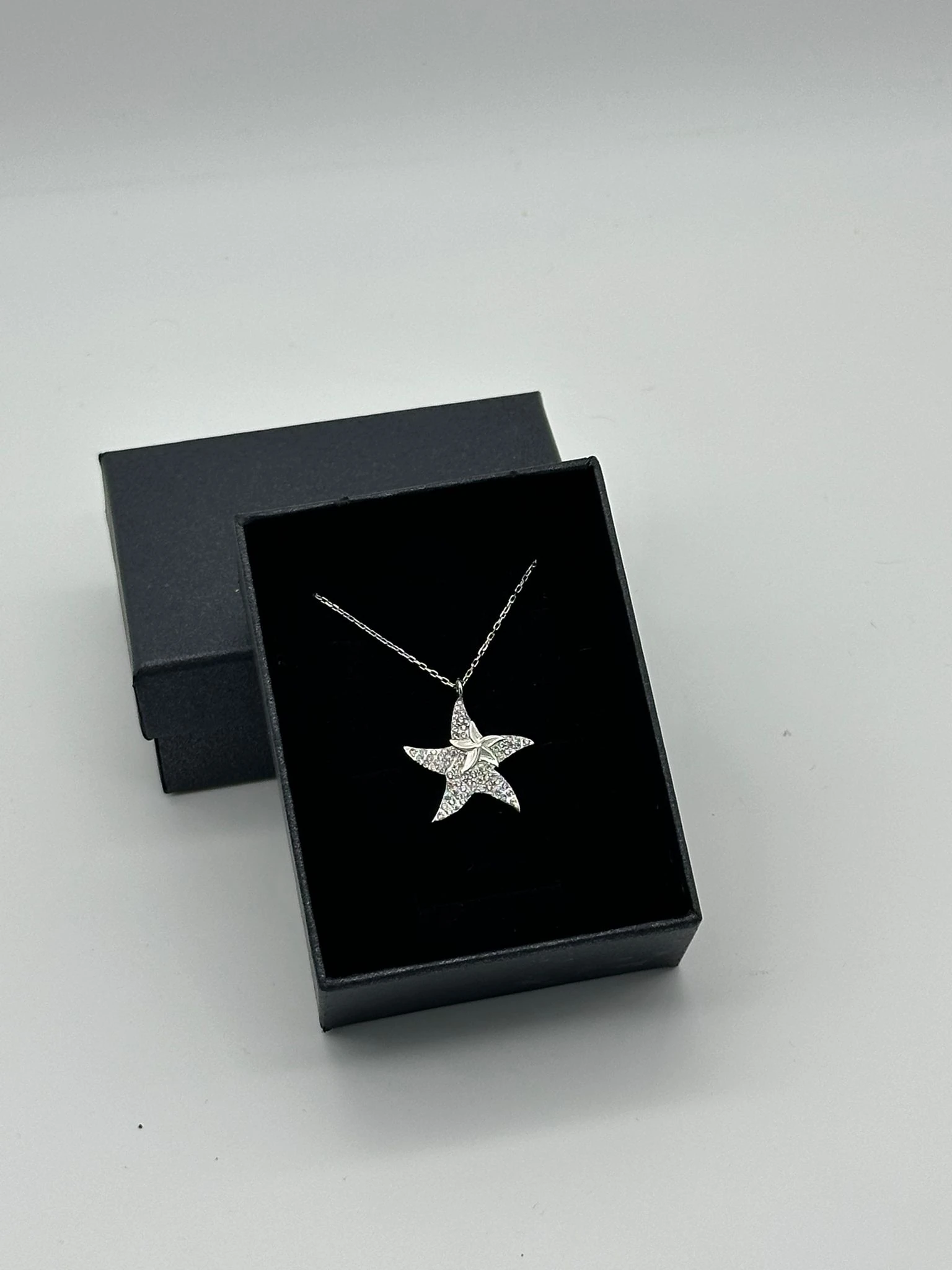DENİZ YILDIZI MODELİ 925 AYAR GÜMÜŞ KOLYE