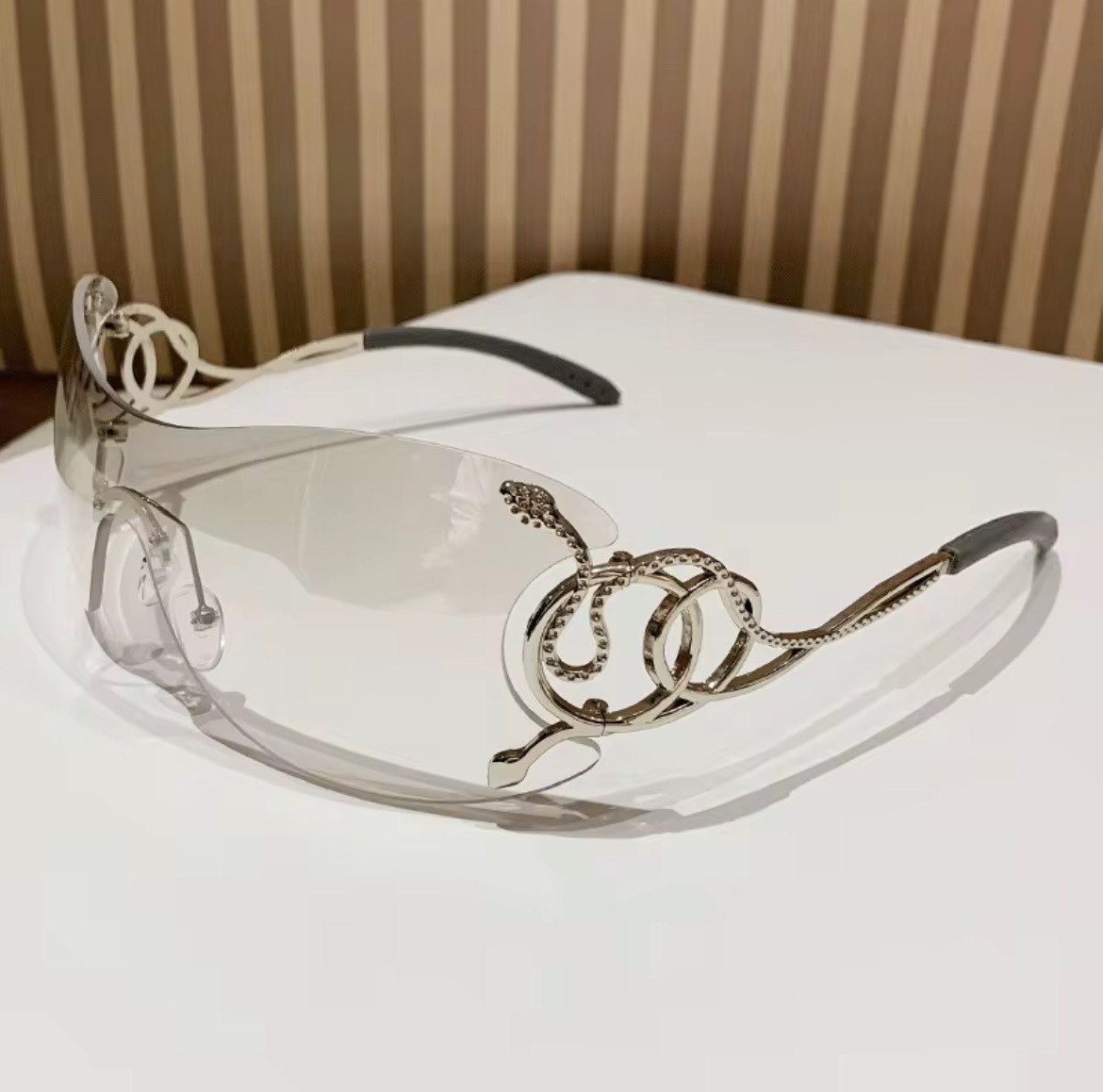 GLORIA MIRRORED